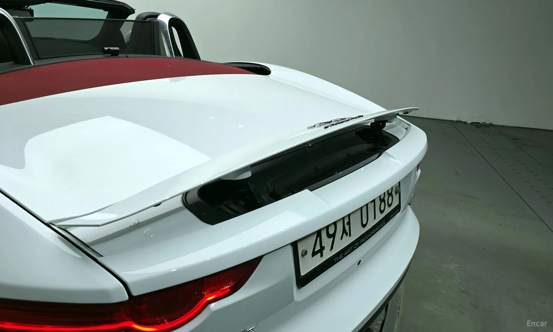 Jaguar F-TYPE превью 19