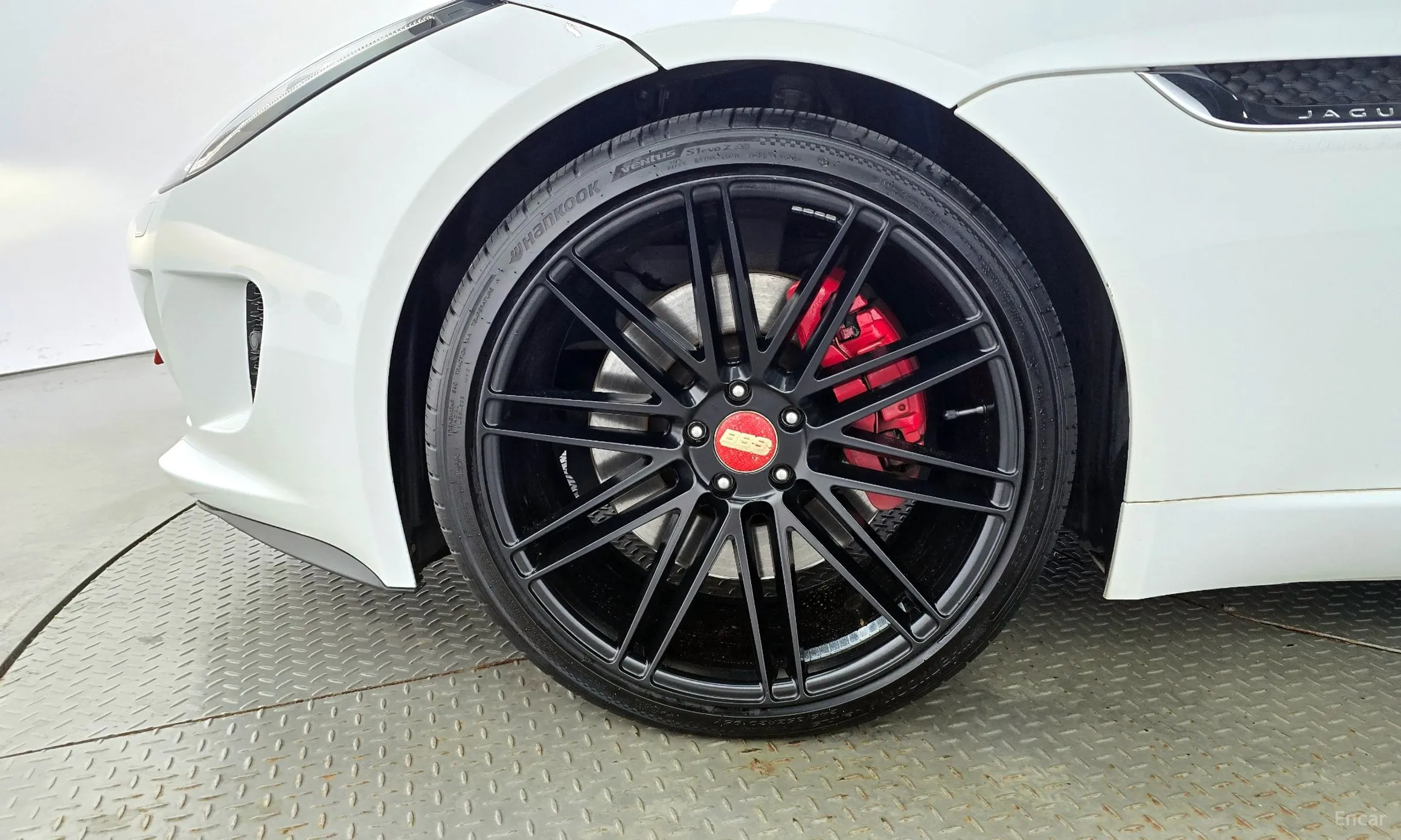 Jaguar F-TYPE превью 5