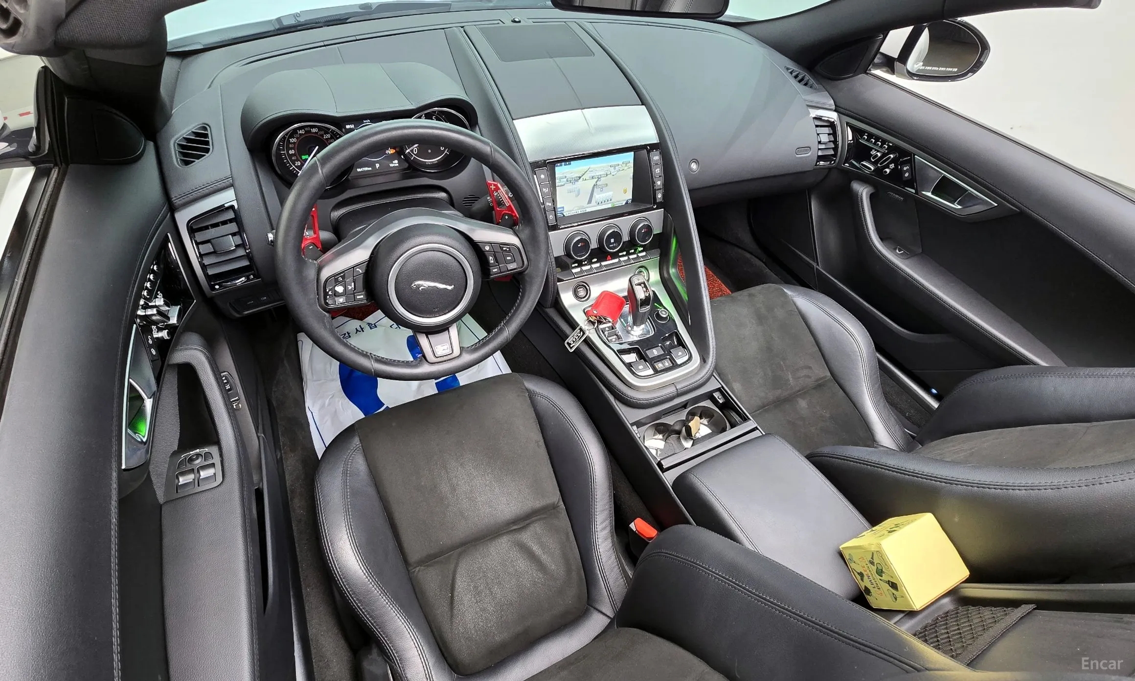 Jaguar F-TYPE превью 7
