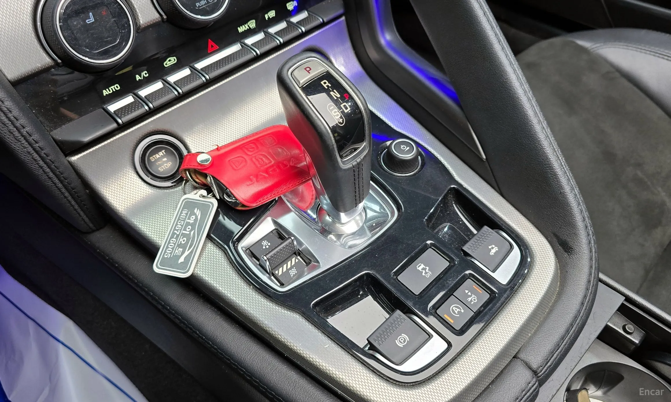 Jaguar F-TYPE превью 9