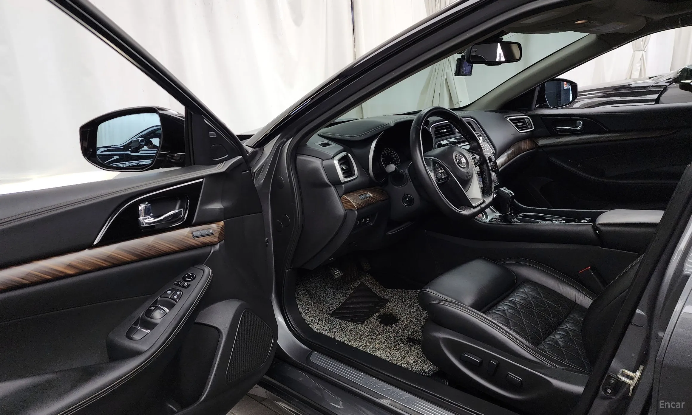 Nissan Maxima (A36) превью 10