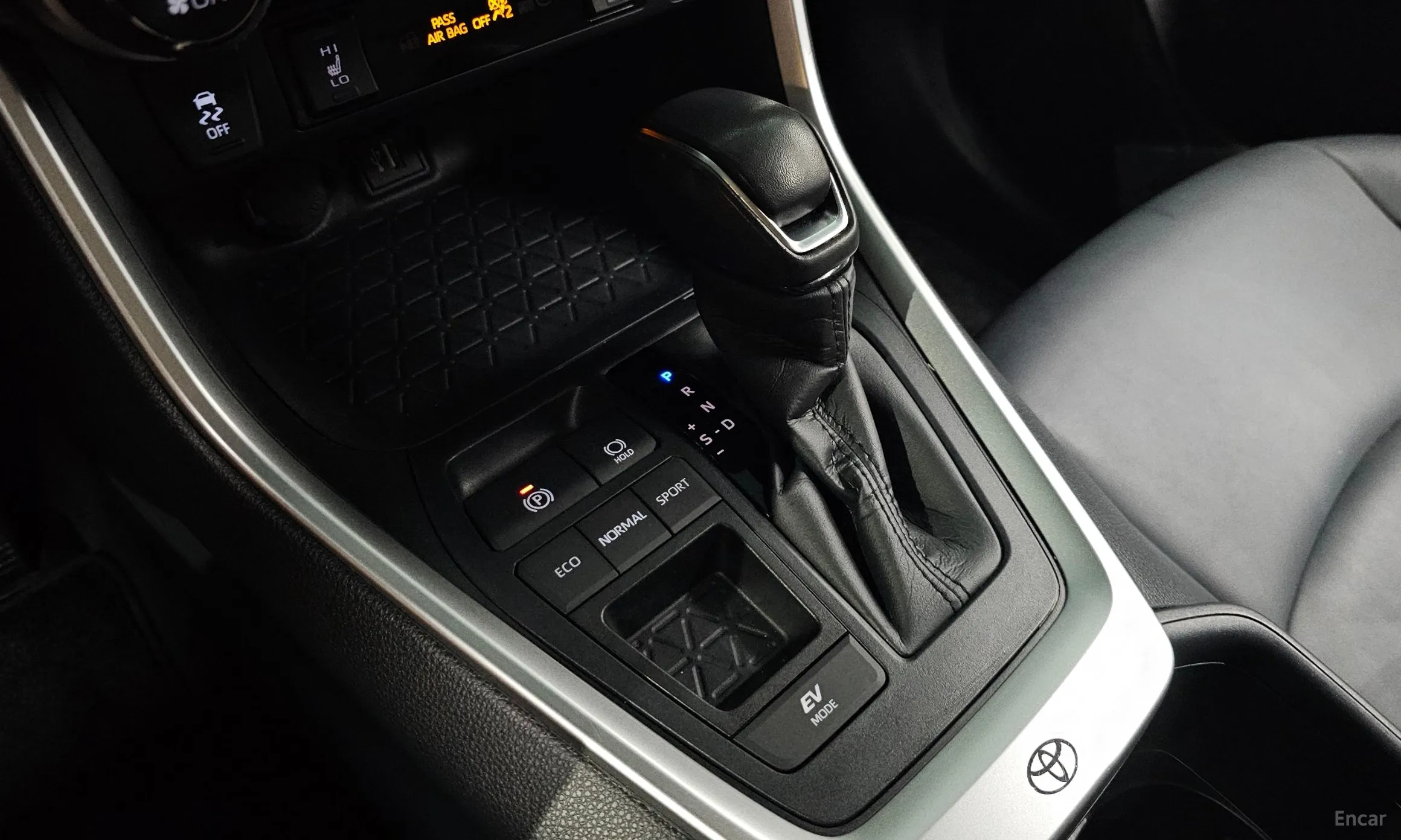 Toyota RAV4 5th Generation превью 9