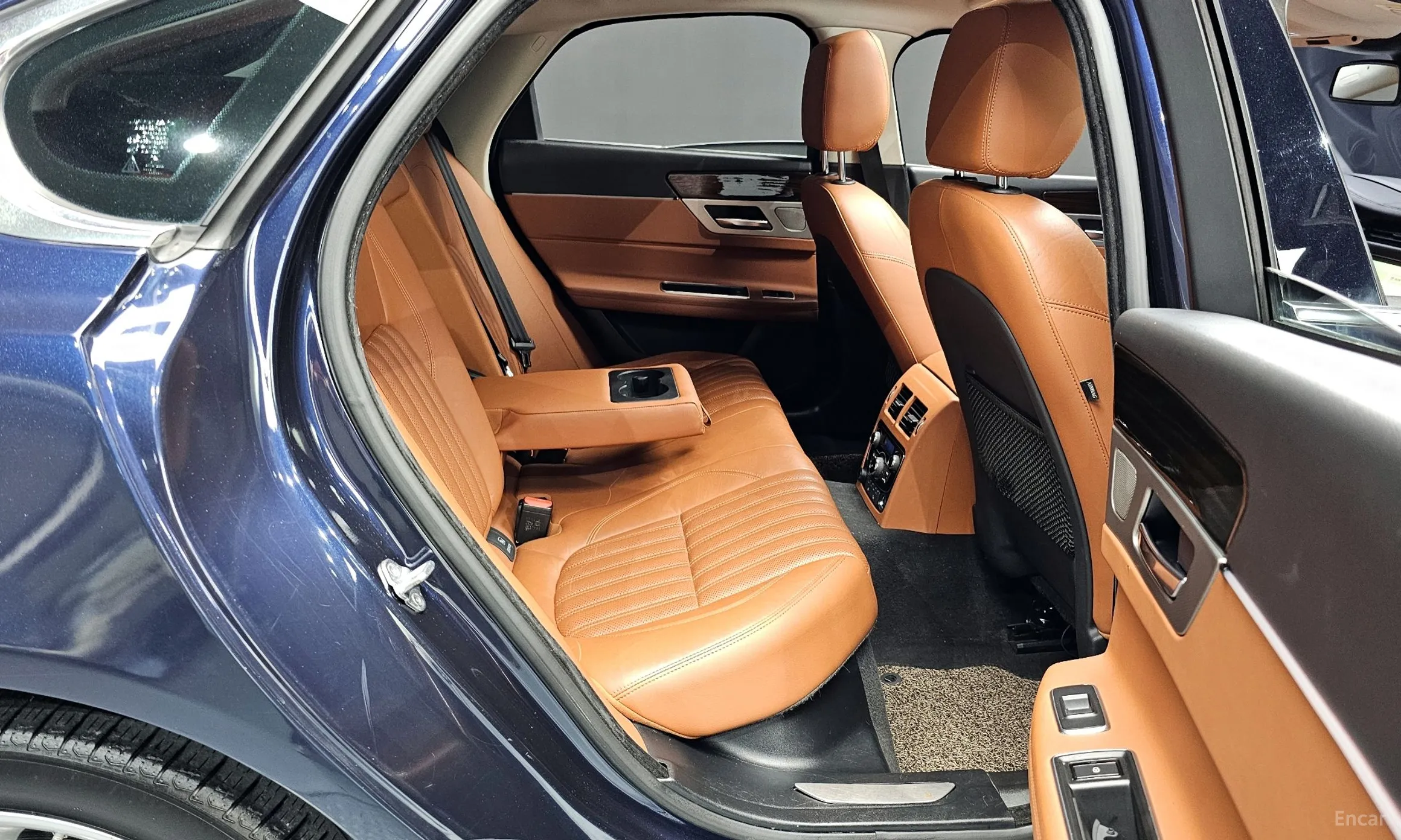 Jaguar XF (x260) превью 12
