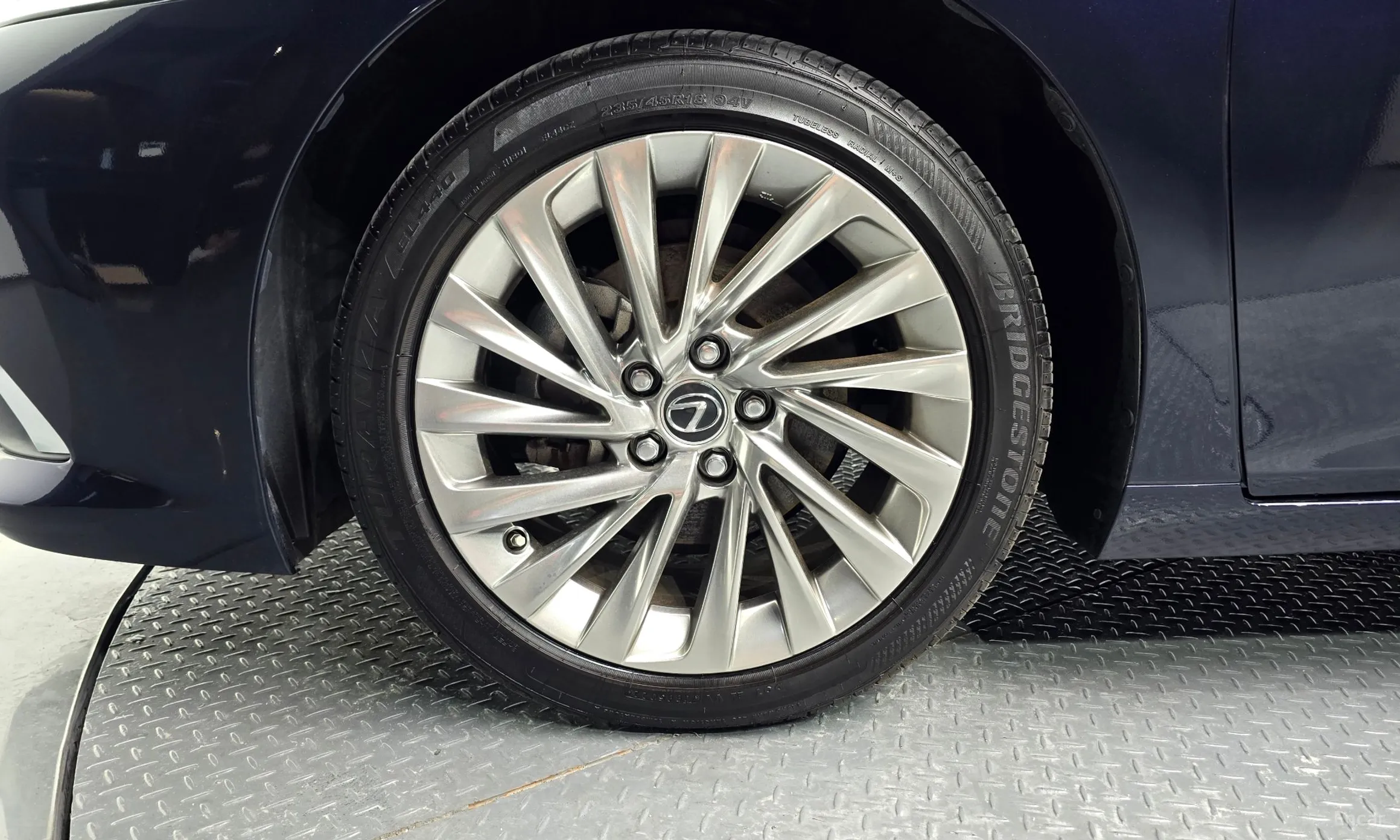 Lexus ES300h 7th Generation превью 5