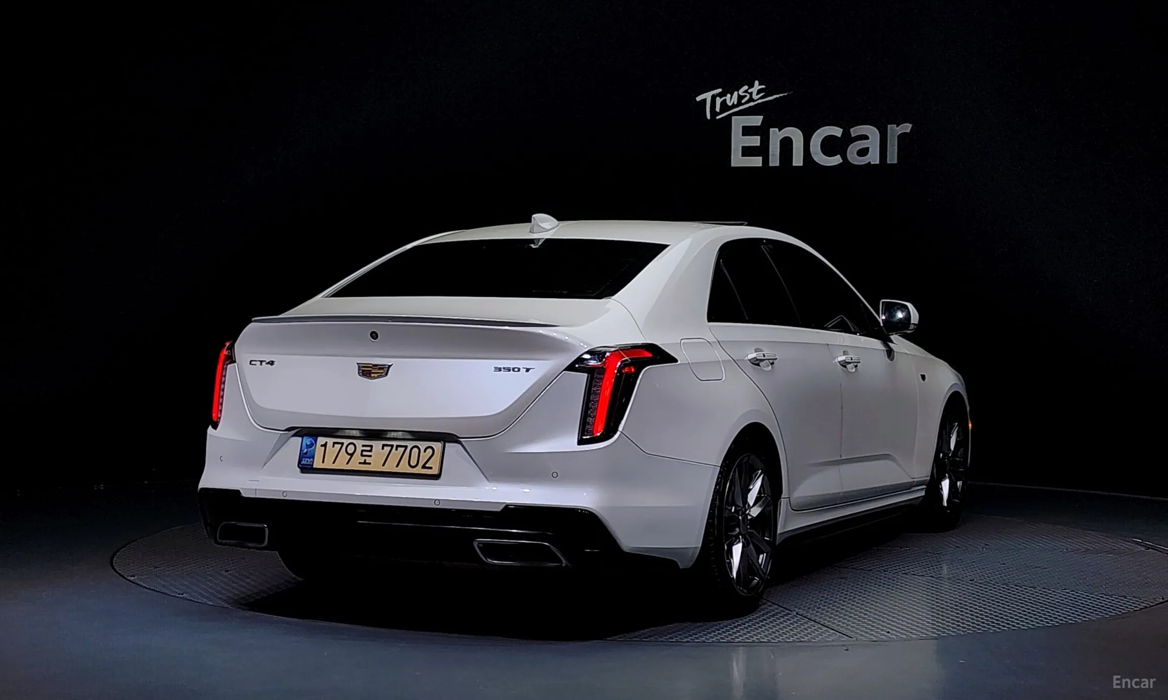 Cadillac CT4