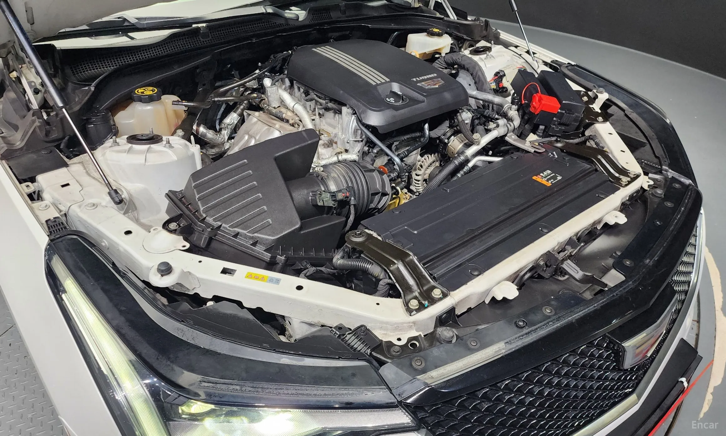 Cadillac CT4 превью 6