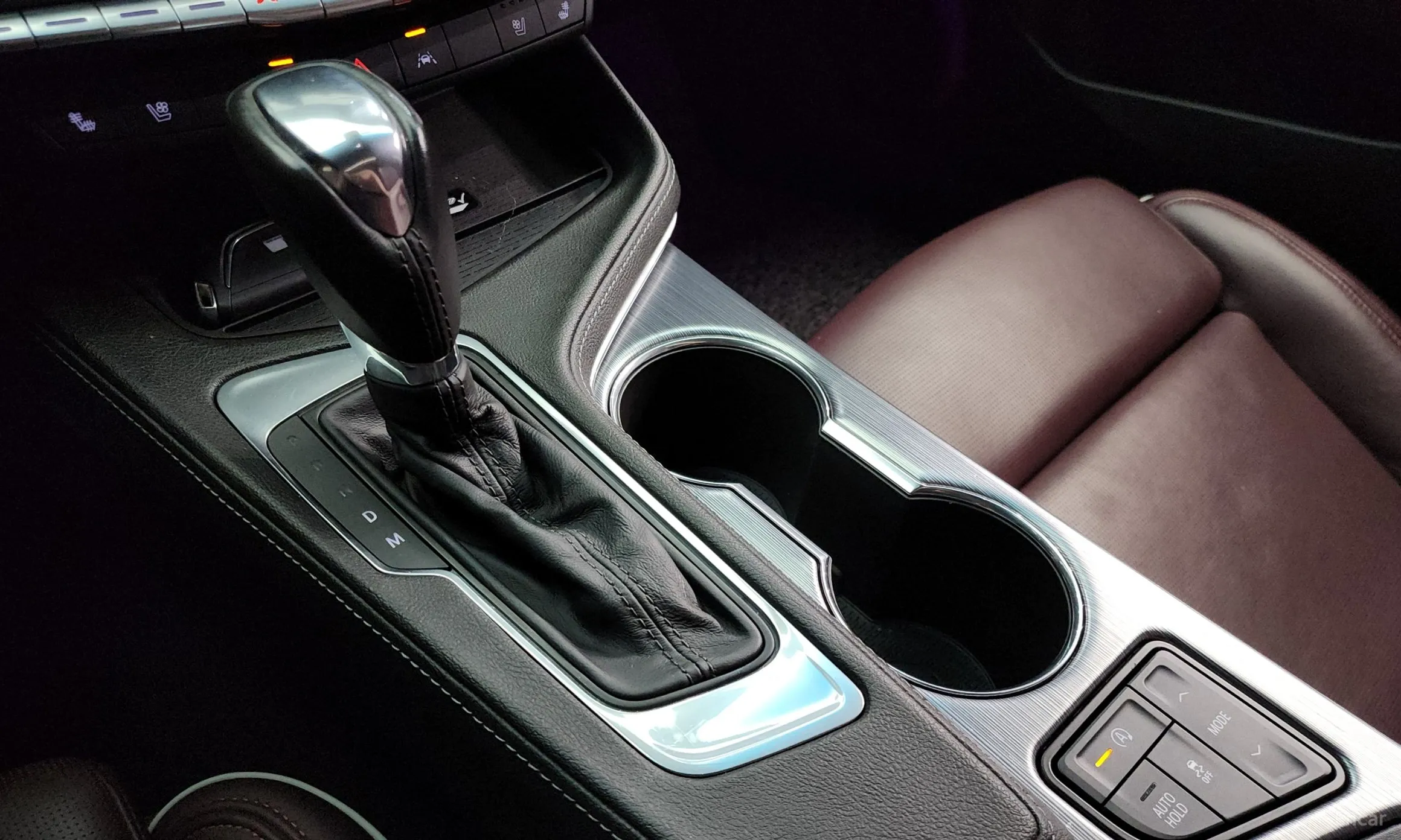 Cadillac CT4 превью 9