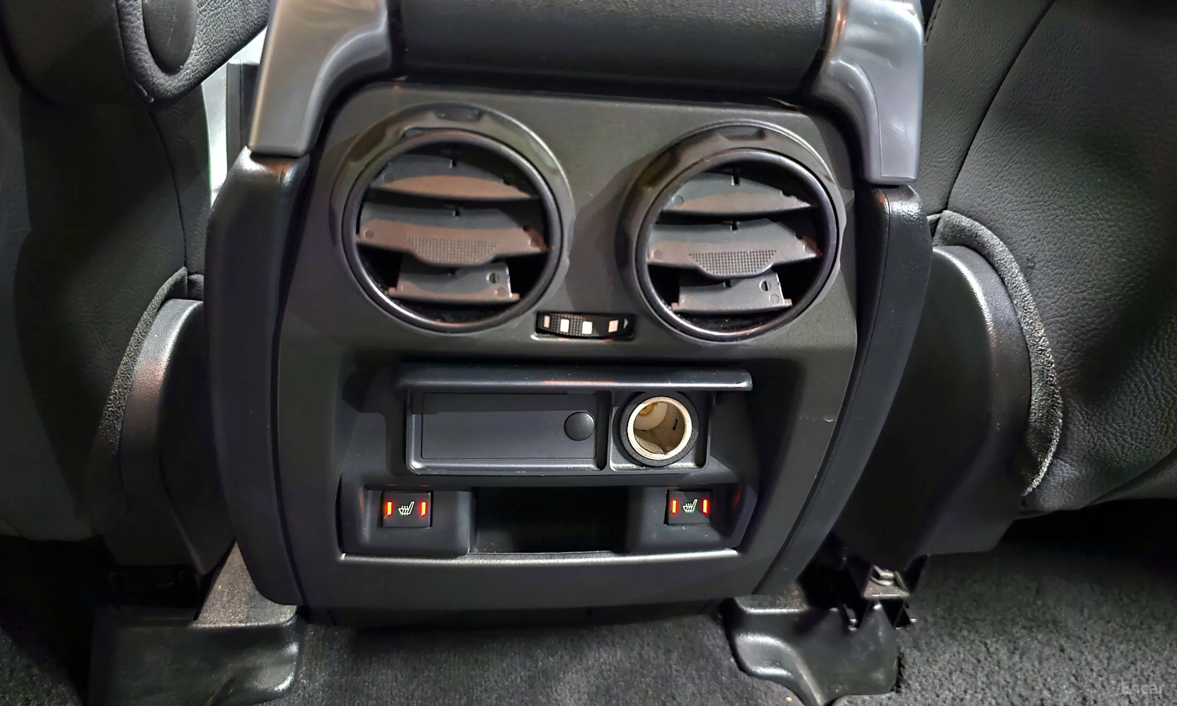 Land Rover Discovery 4 превью 18