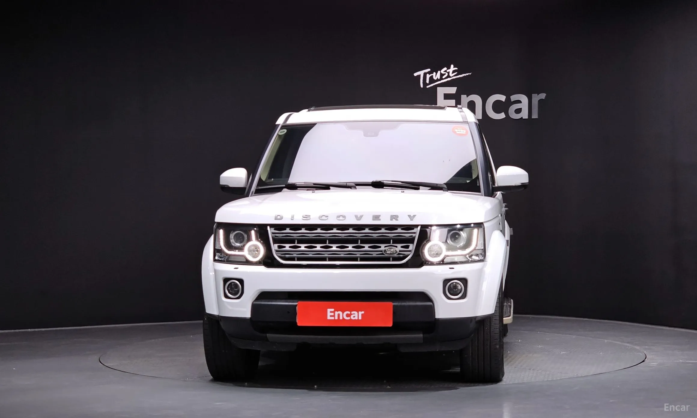Land Rover Discovery 4 превью 3
