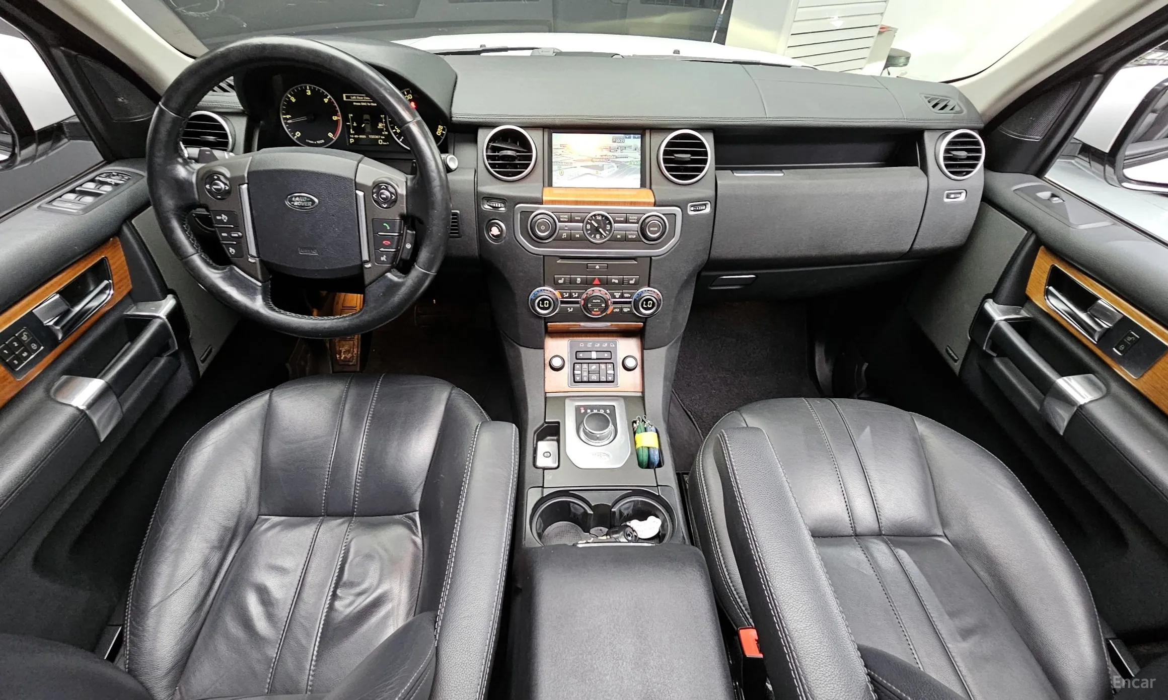Land Rover Discovery 4 превью 7