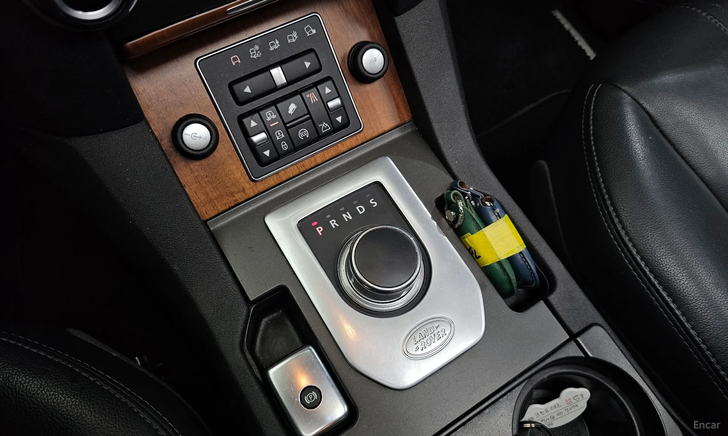 Land Rover Discovery 4 превью 9