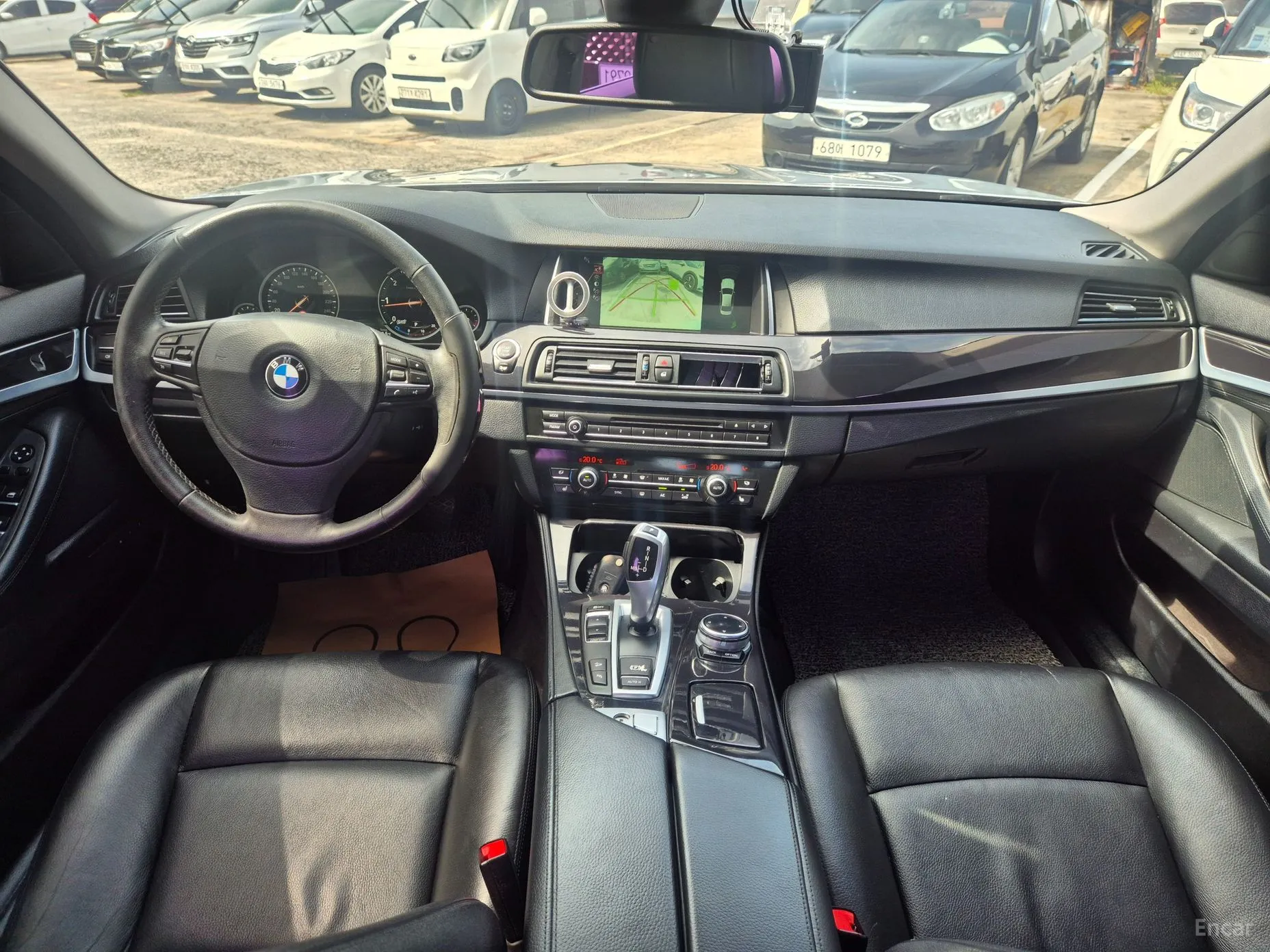 BMW 5 Series (F10) превью 8