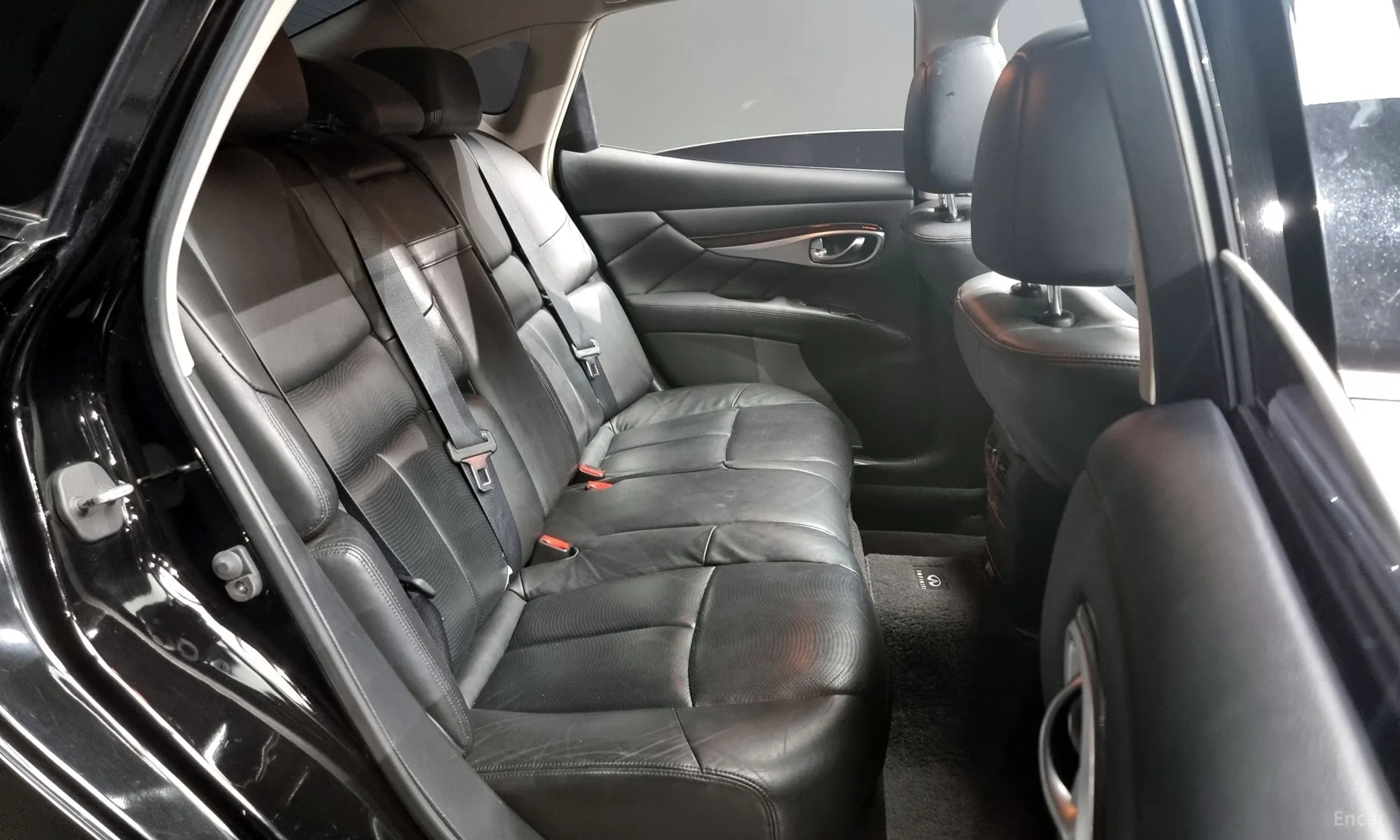 Infiniti M37 превью 12