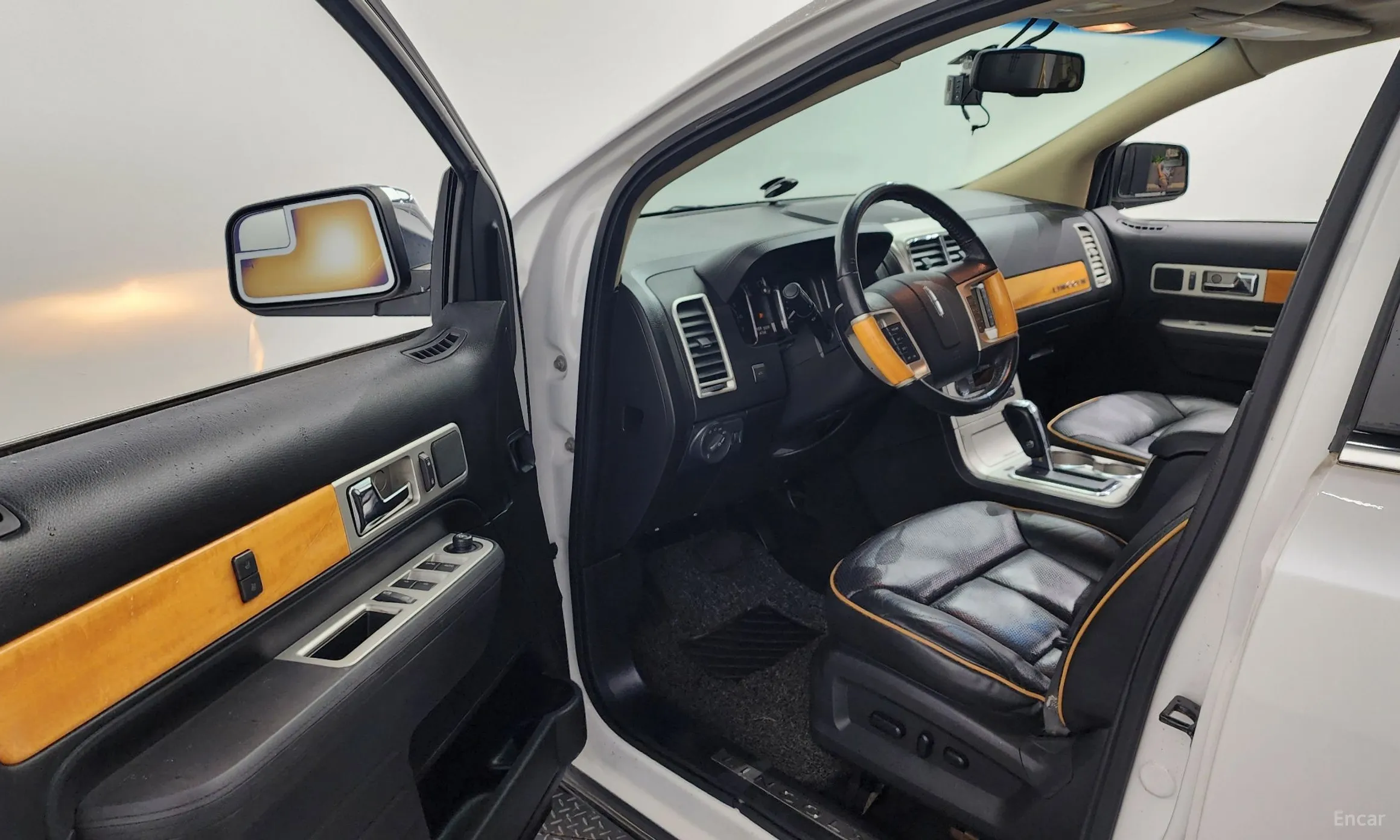 Lincoln MKX превью 10