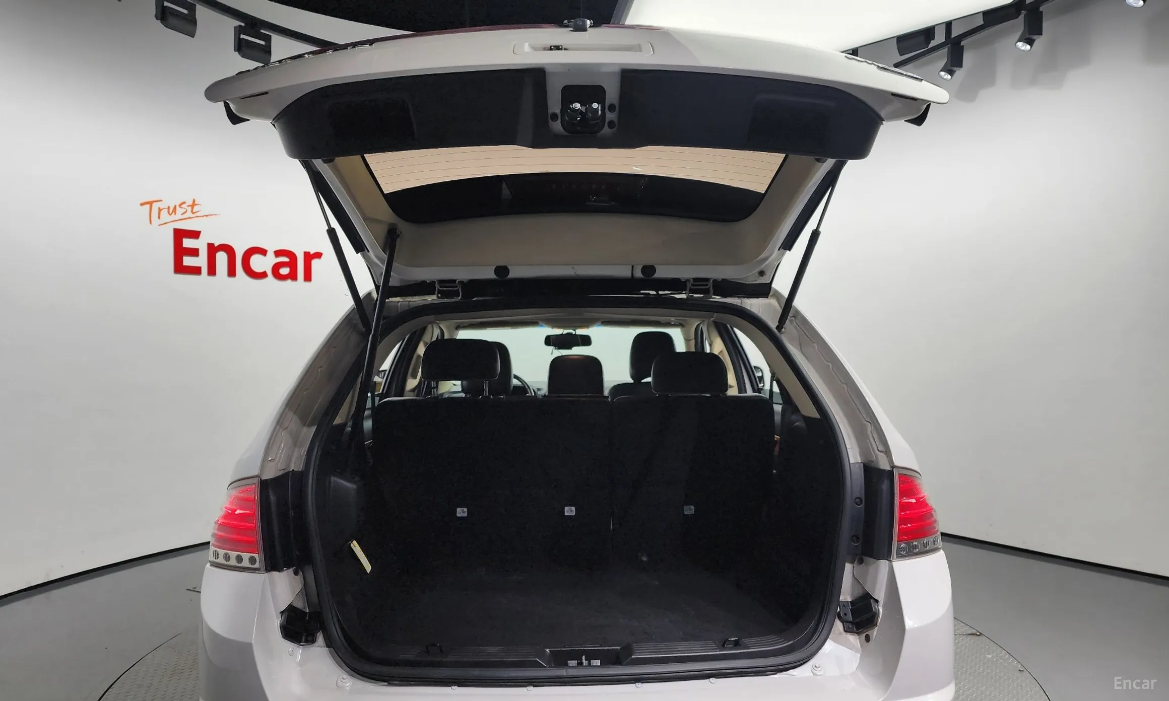Lincoln MKX превью 20