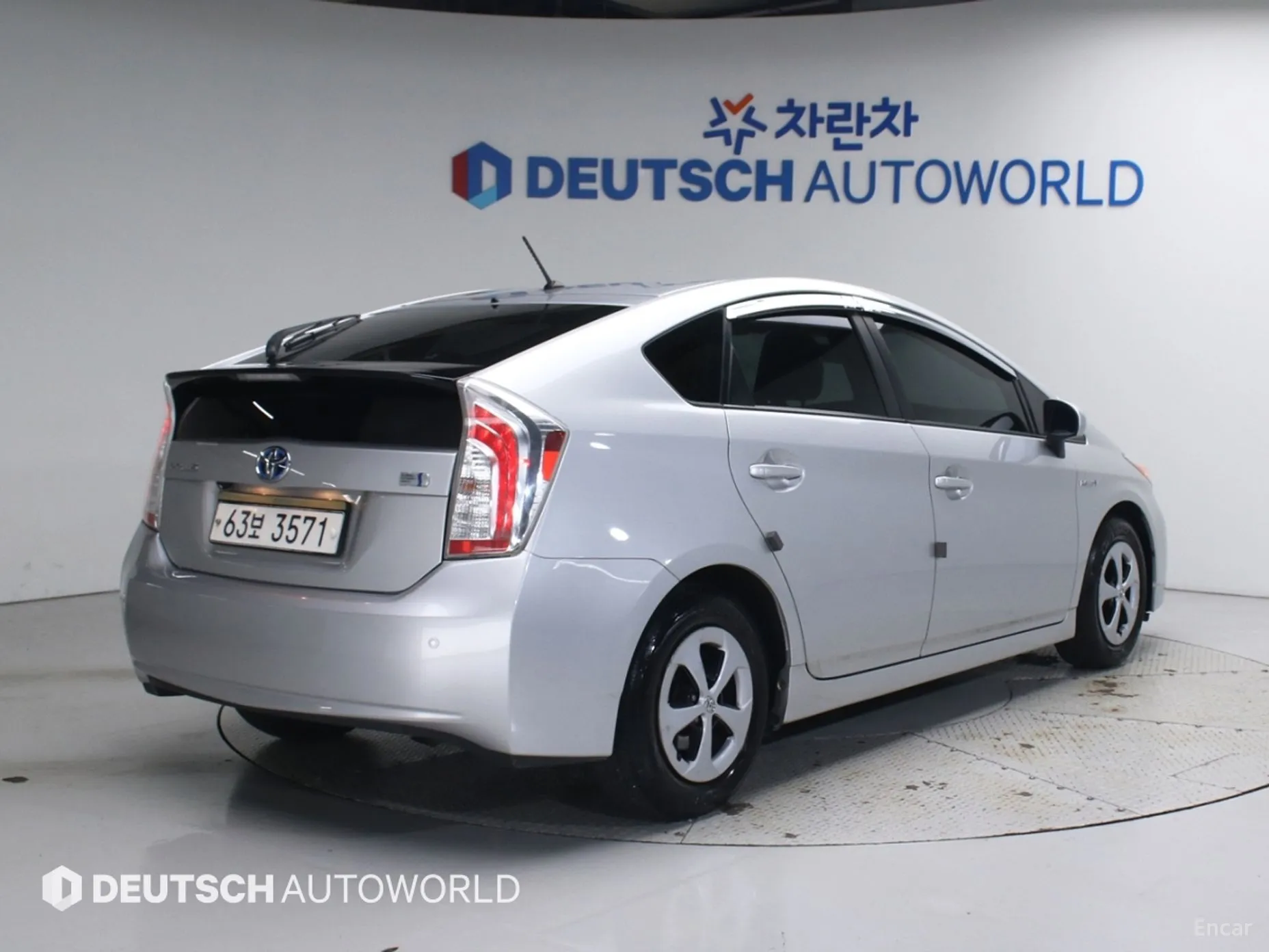 Toyota Toyota Prius превью 2