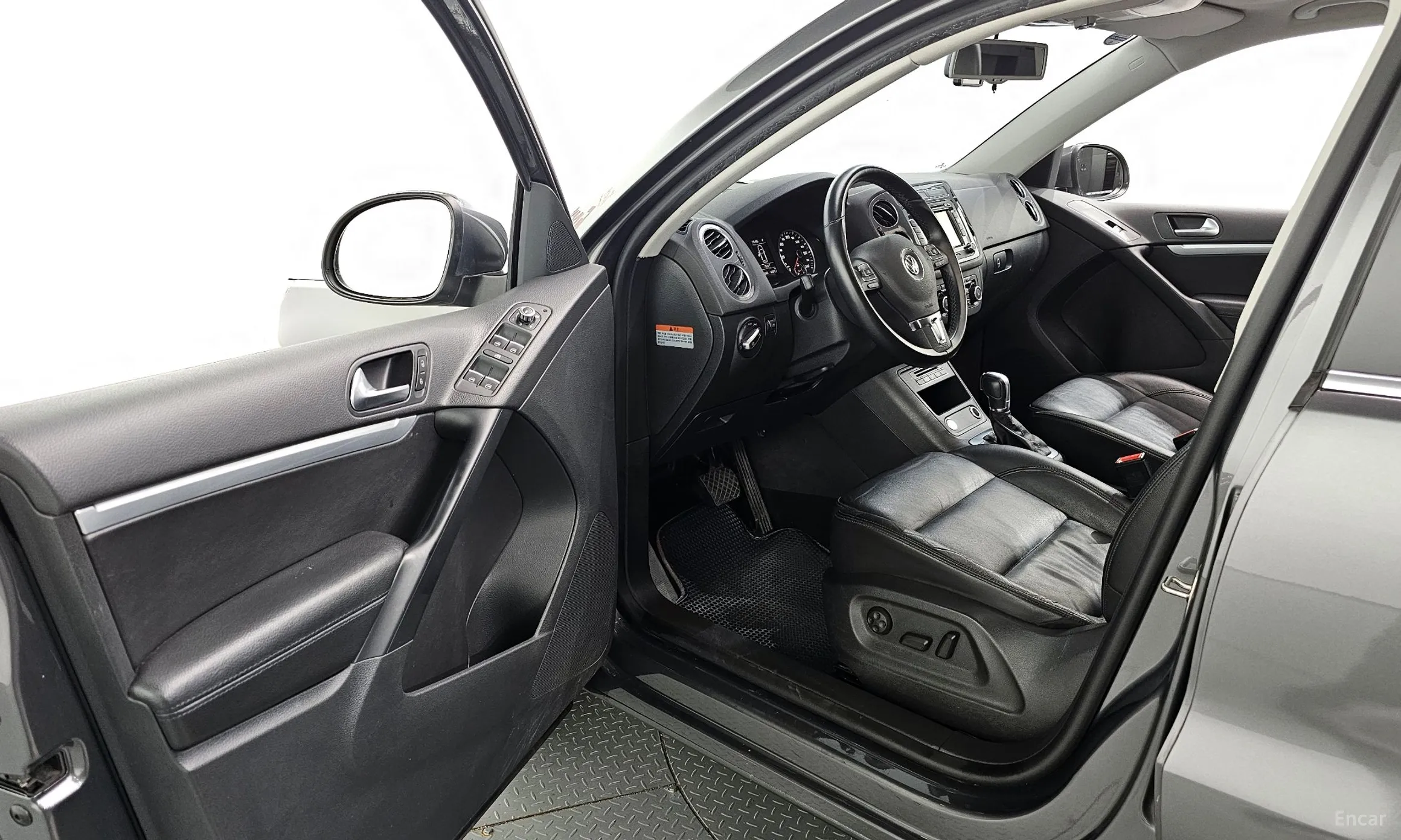 Volkswagen New Tiguan превью 10