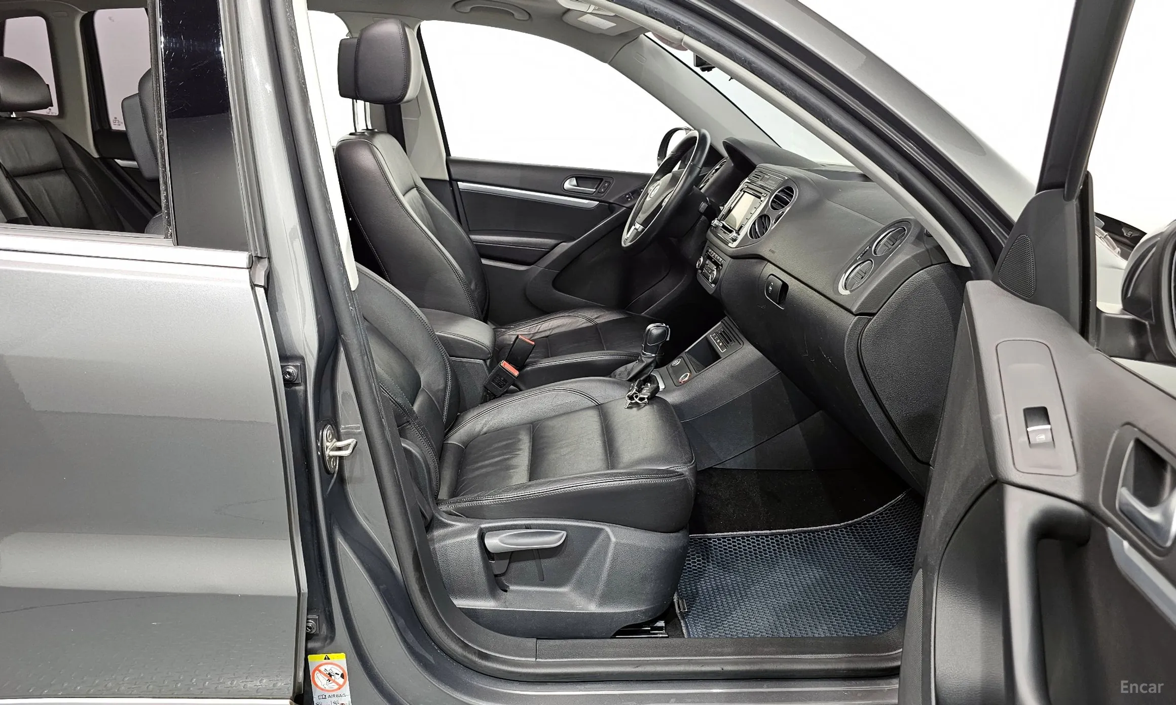 Volkswagen New Tiguan превью 11