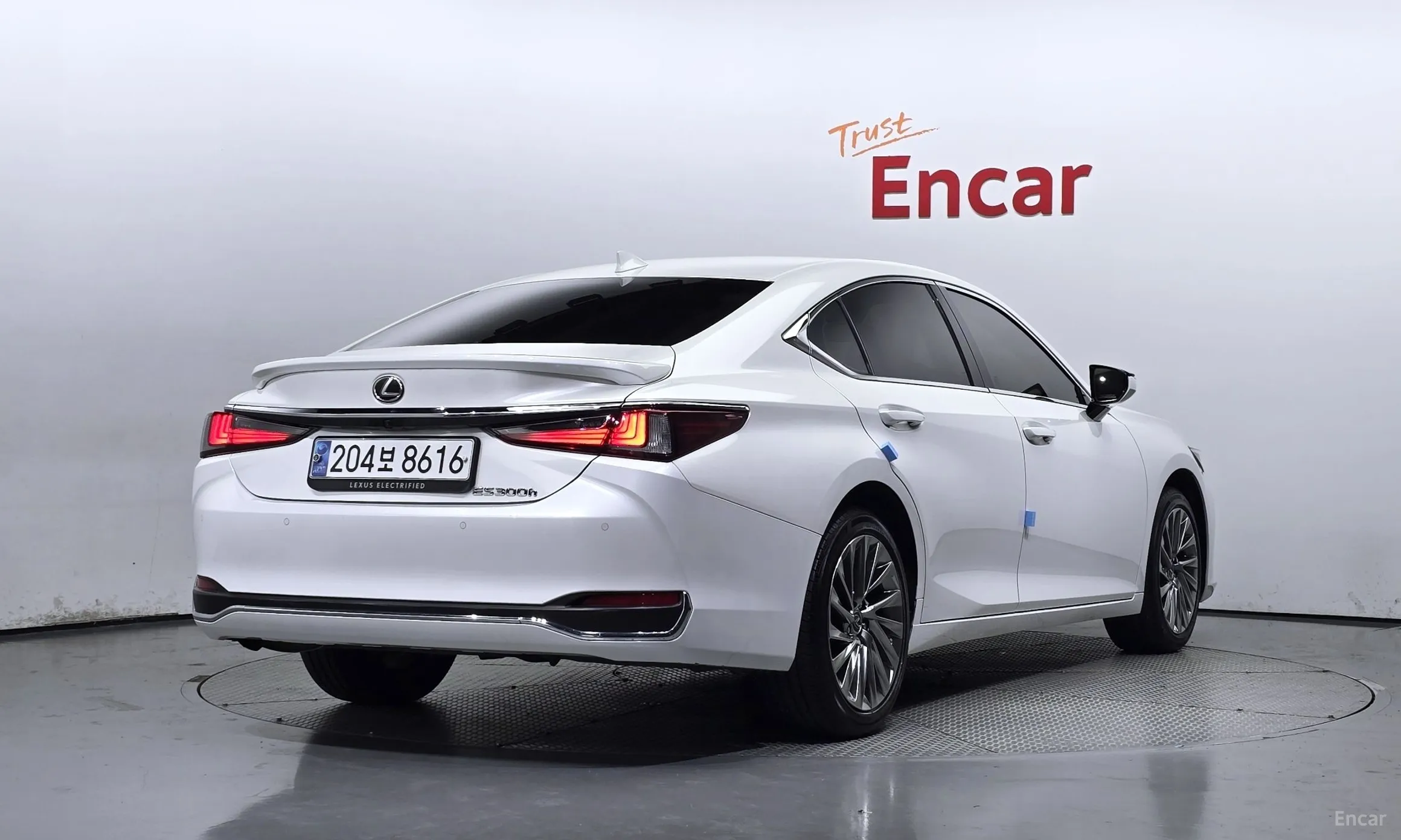 Lexus ES300h 7th Generation