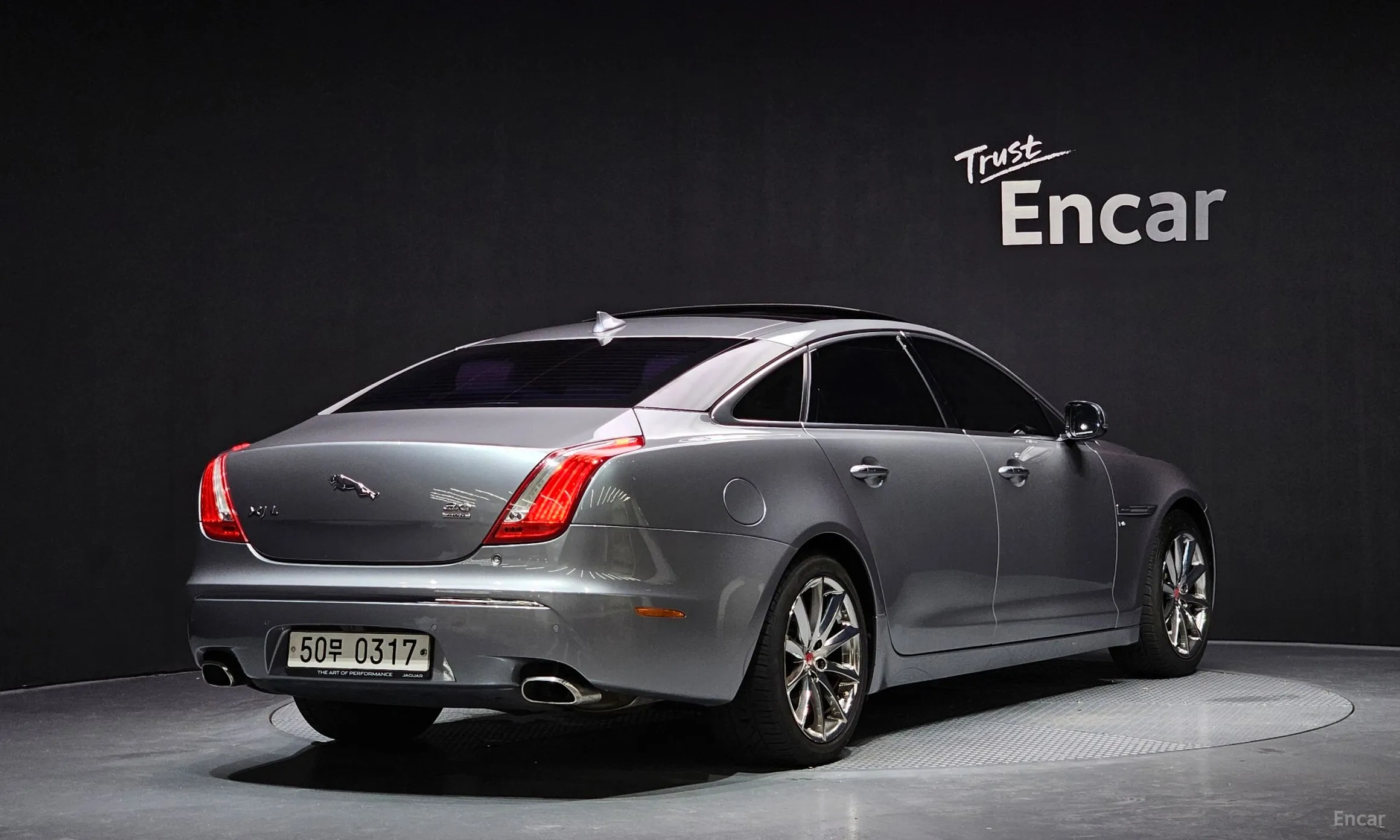 Jaguar All New XJ