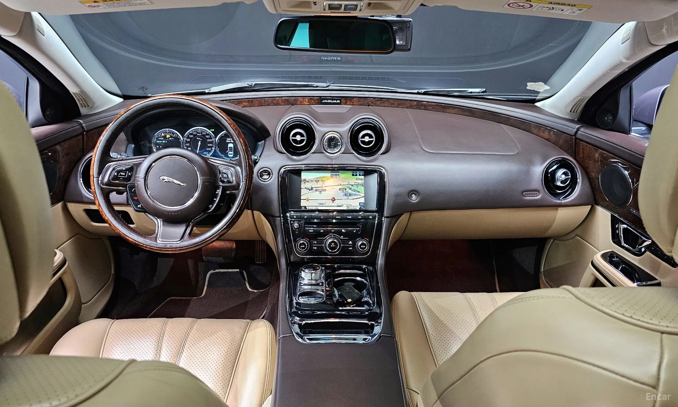 Jaguar All New XJ превью 7