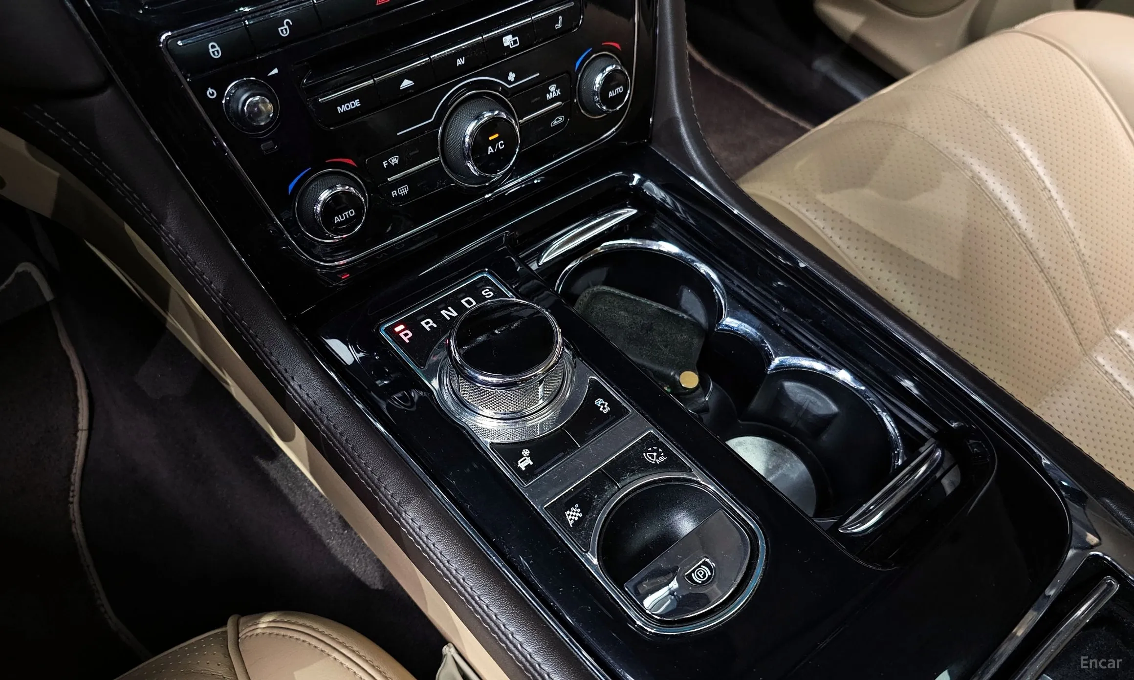 Jaguar All New XJ превью 9