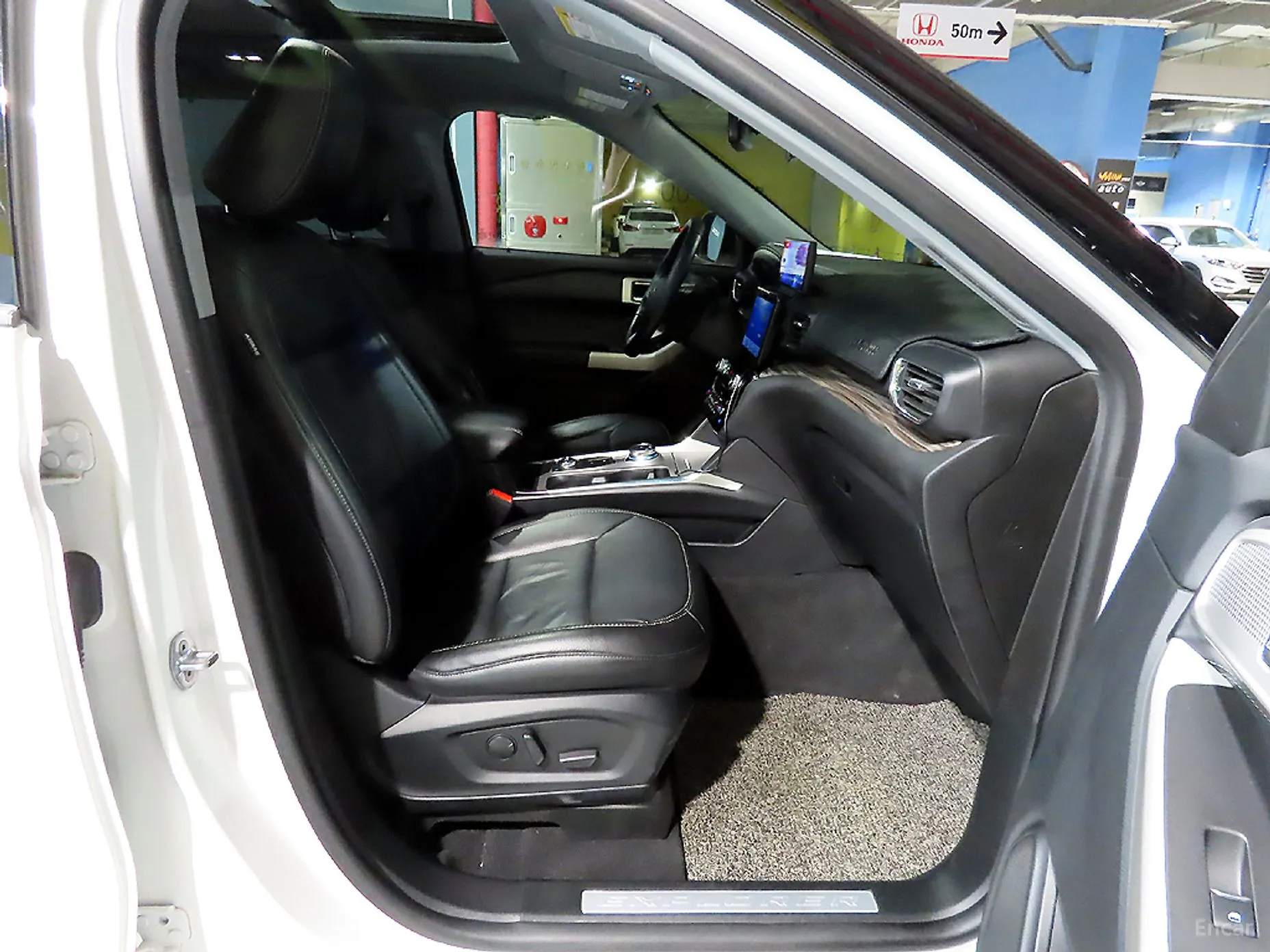Ford Explorer 6th Generation превью 13