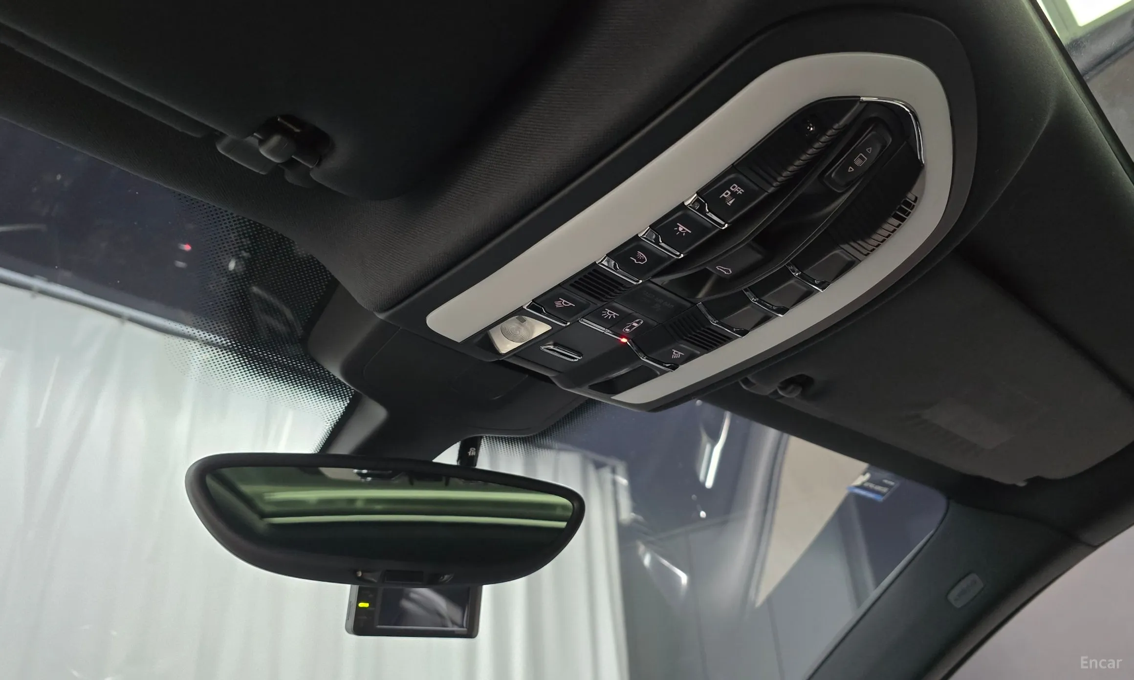 Porsche New Cayenne превью 18