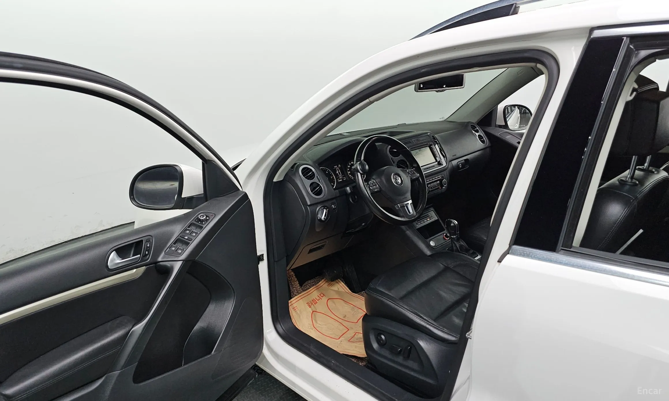 Volkswagen New Tiguan превью 10