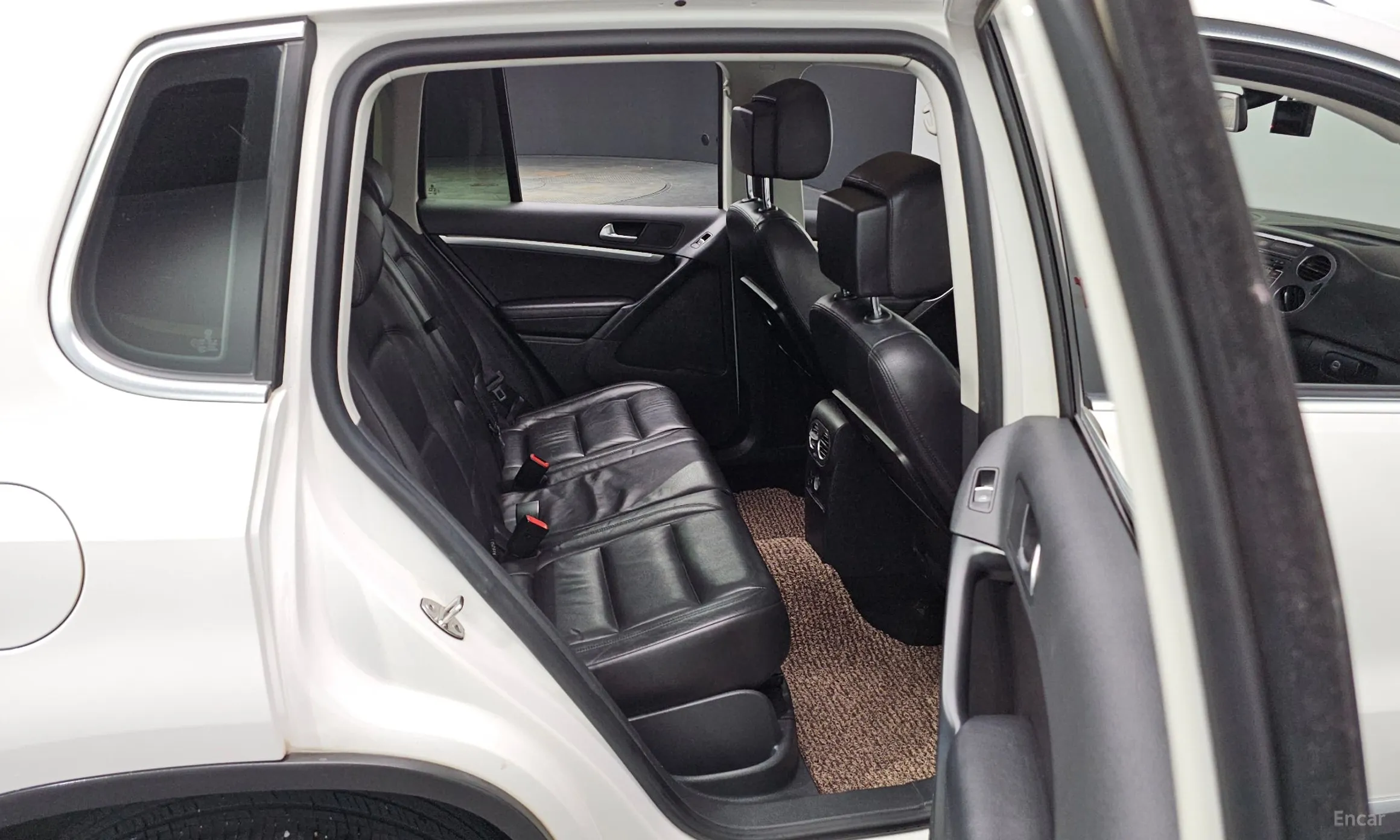 Volkswagen New Tiguan превью 13