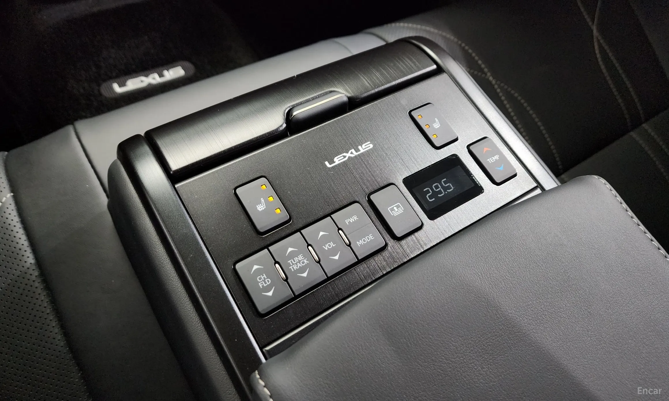 Lexus ES300h 7th Generation превью 18