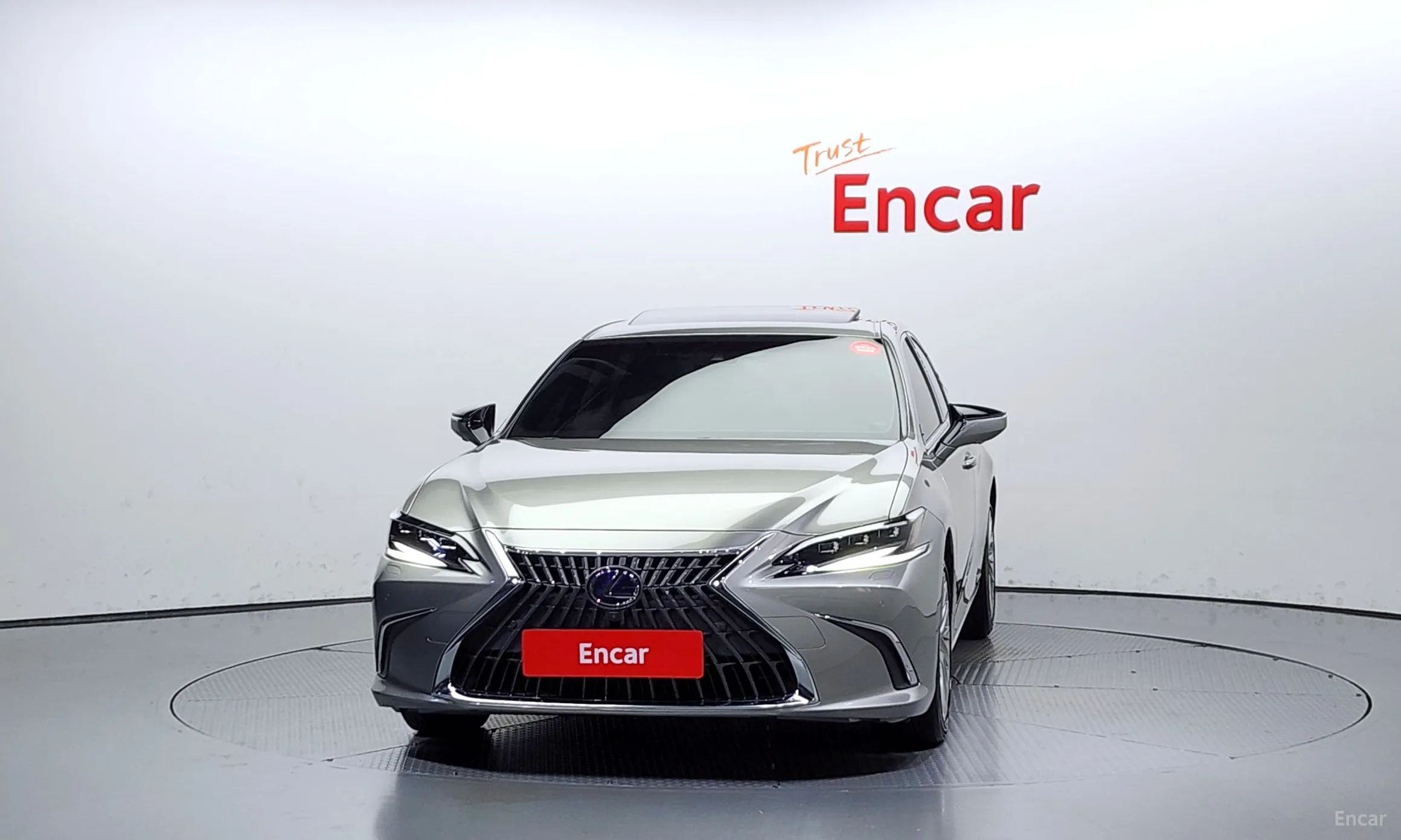 Lexus ES300h 7th Generation превью 3