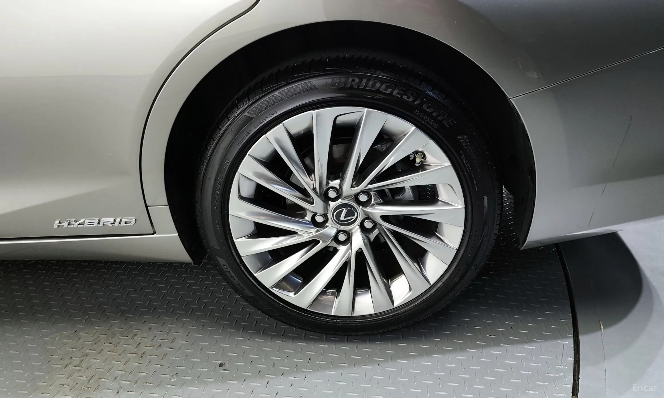 Lexus ES300h 7th Generation превью 5