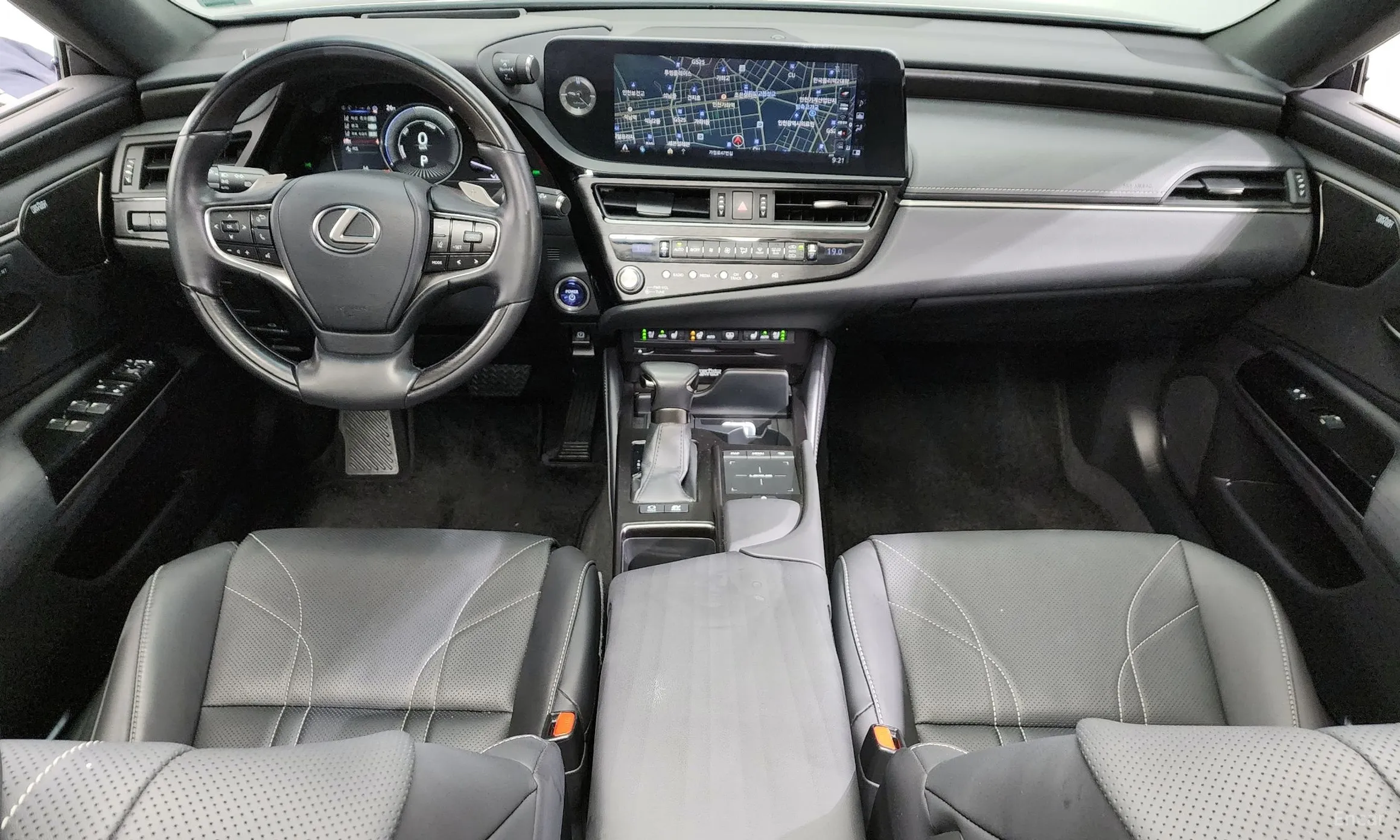 Lexus ES300h 7th Generation превью 7