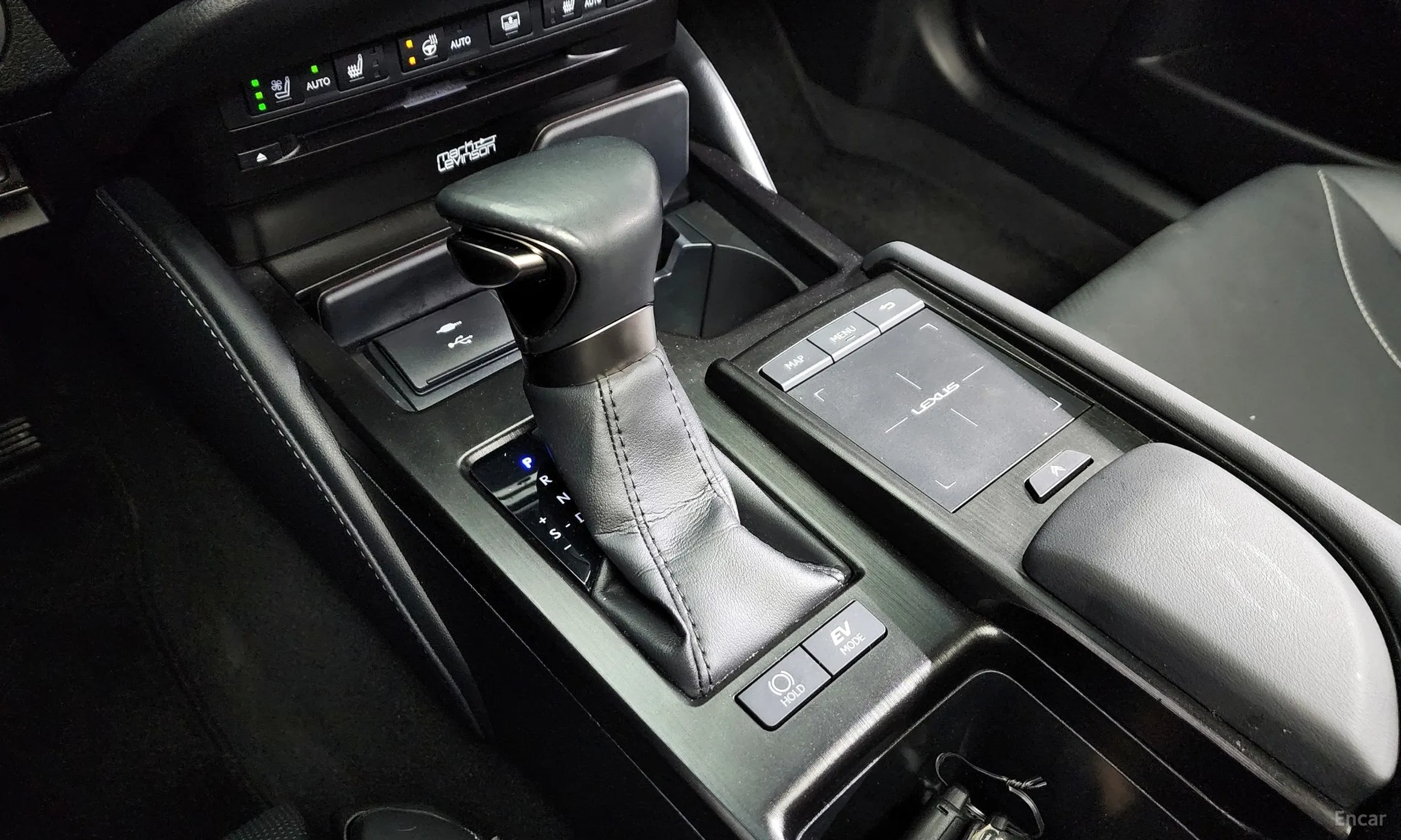 Lexus ES300h 7th Generation превью 9
