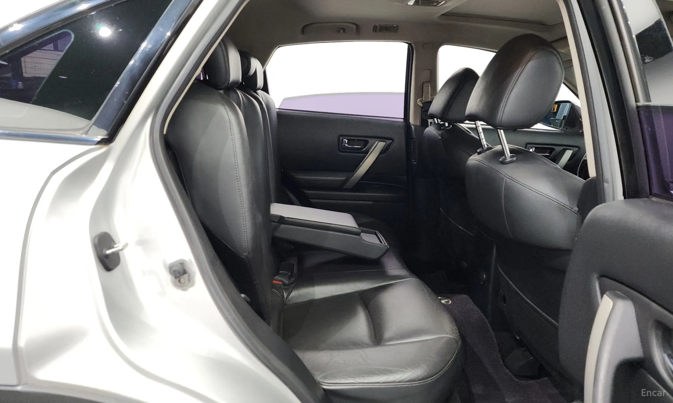 Infiniti FX35 превью 12