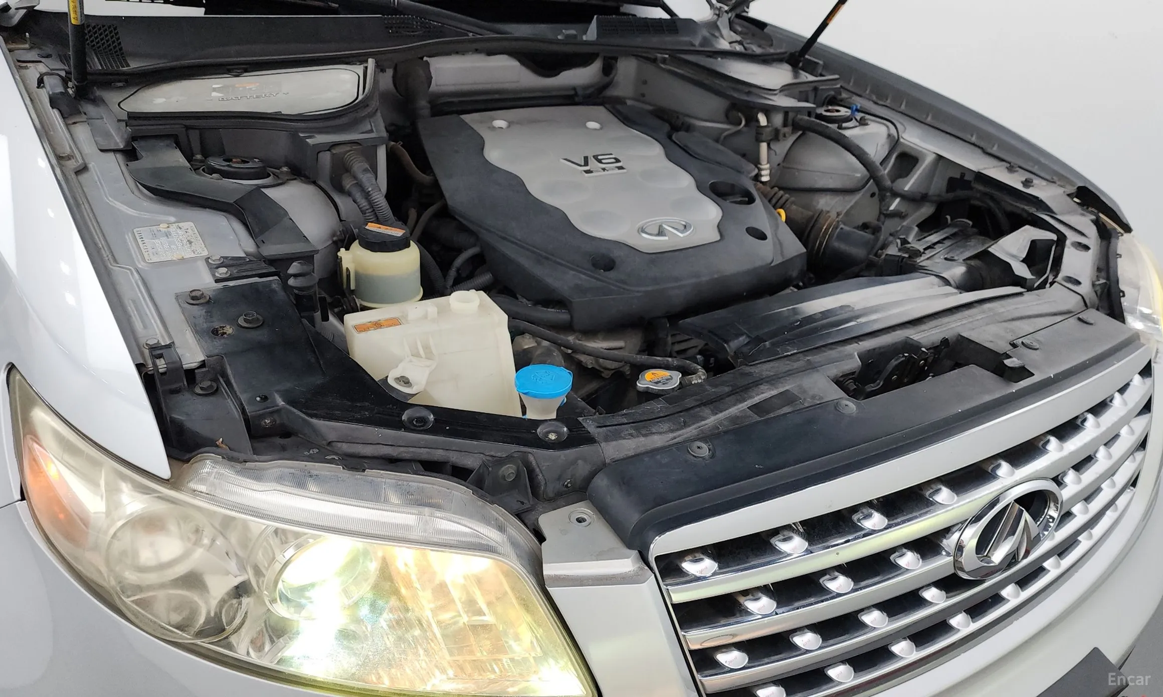 Infiniti FX35 превью 6