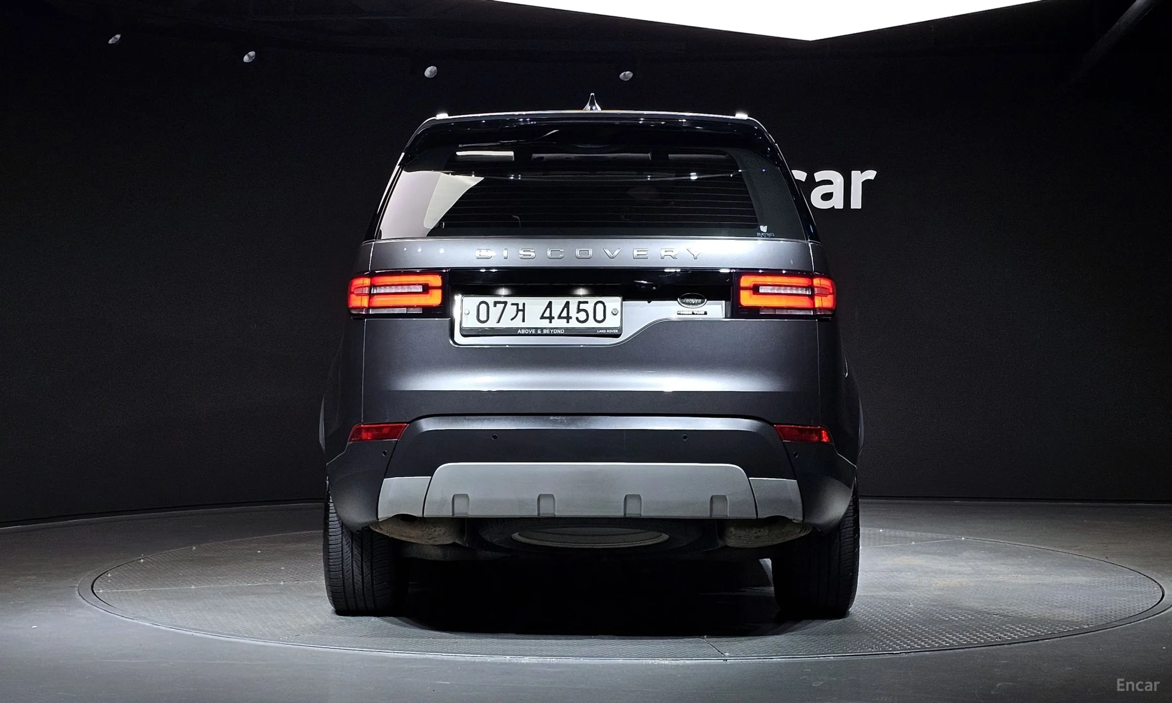 Land Rover Discovery 5 превью 4