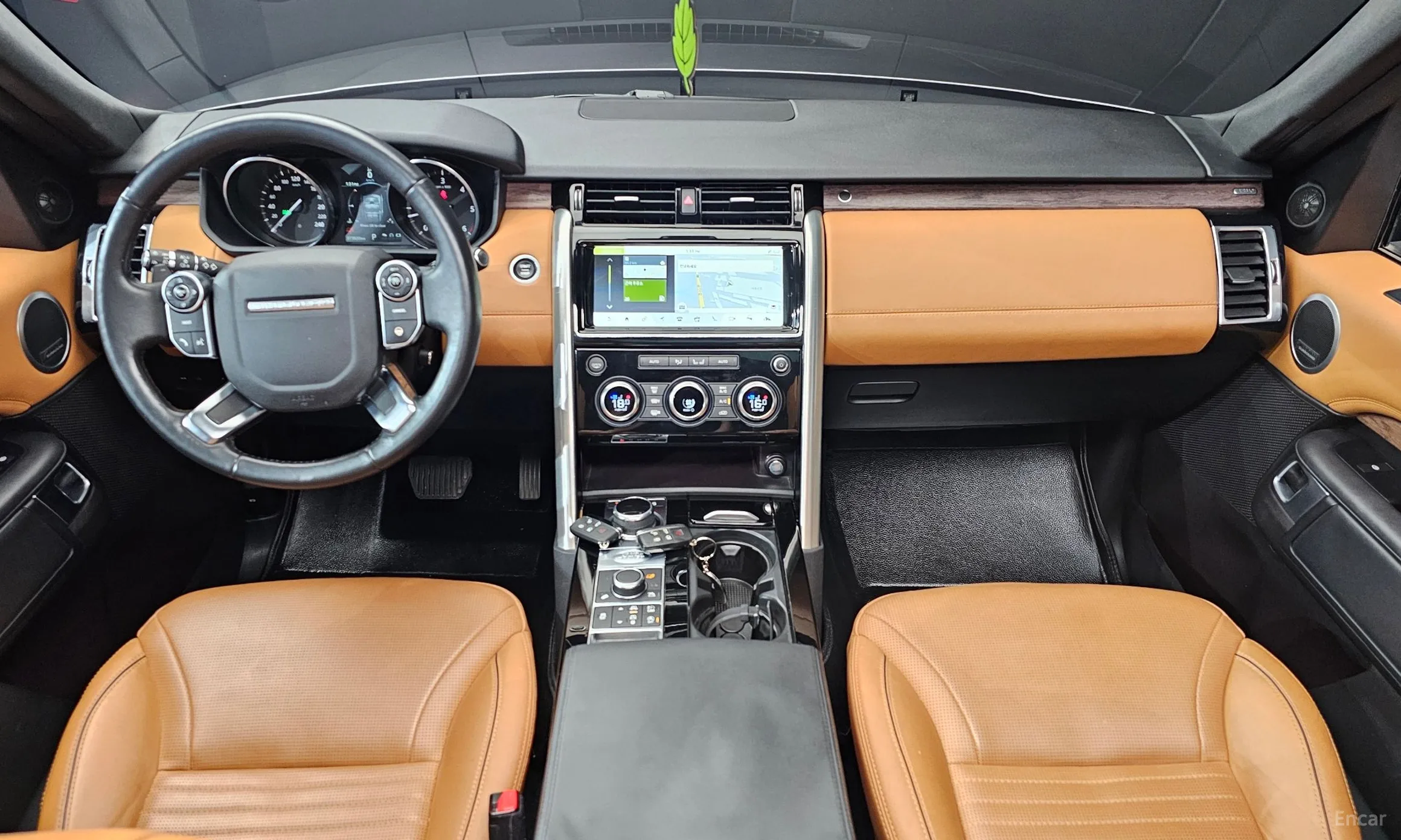Land Rover Discovery 5 превью 7