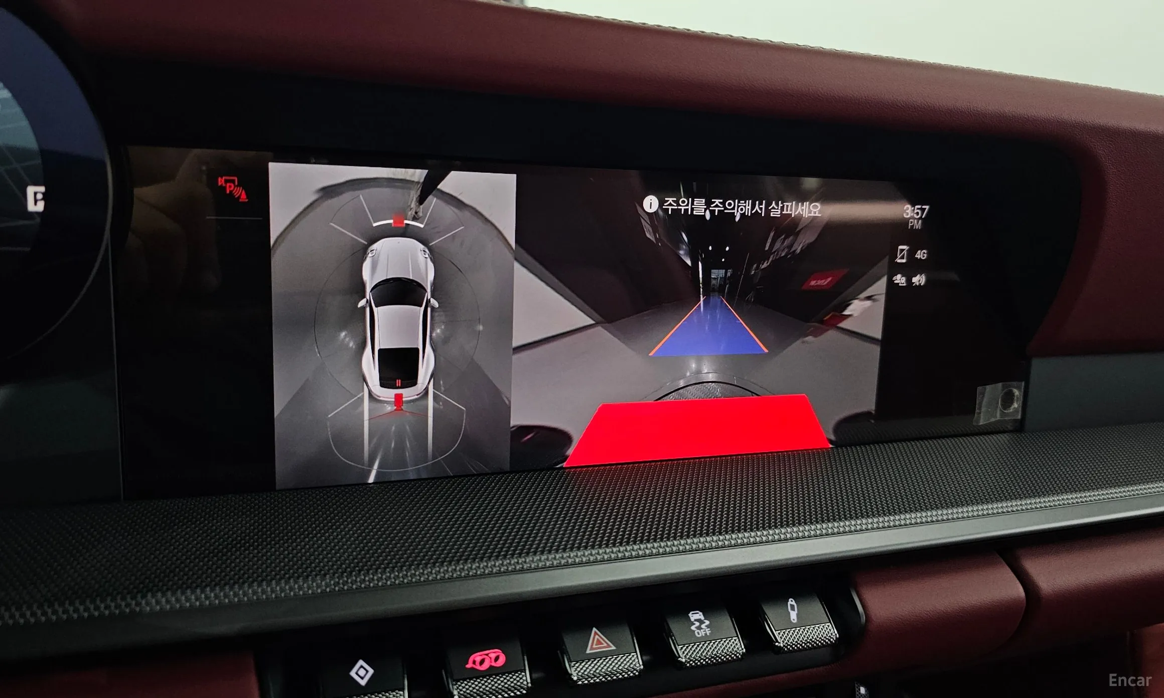 Porsche 911 (992) превью 15