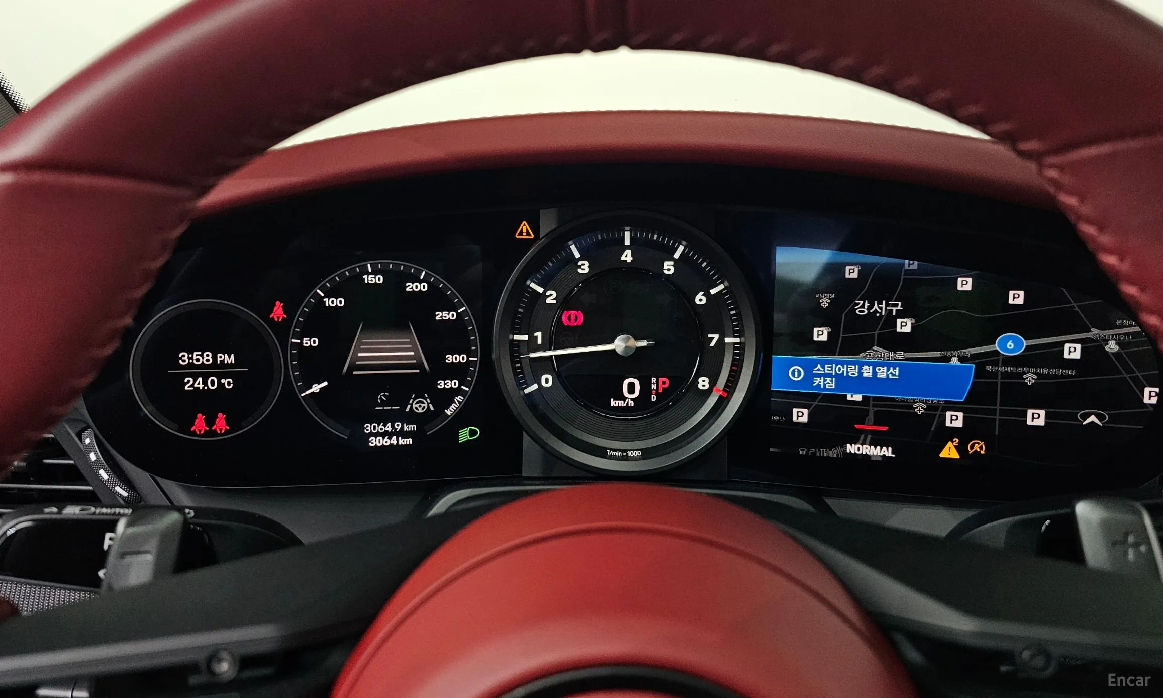 Porsche 911 (992) превью 8