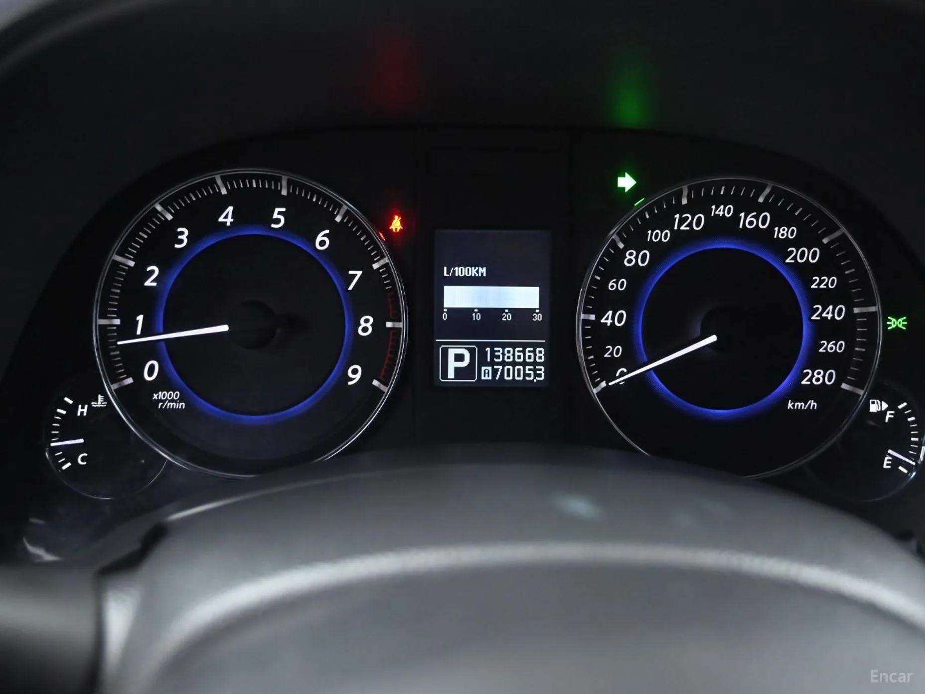 Infiniti FX37 превью 8