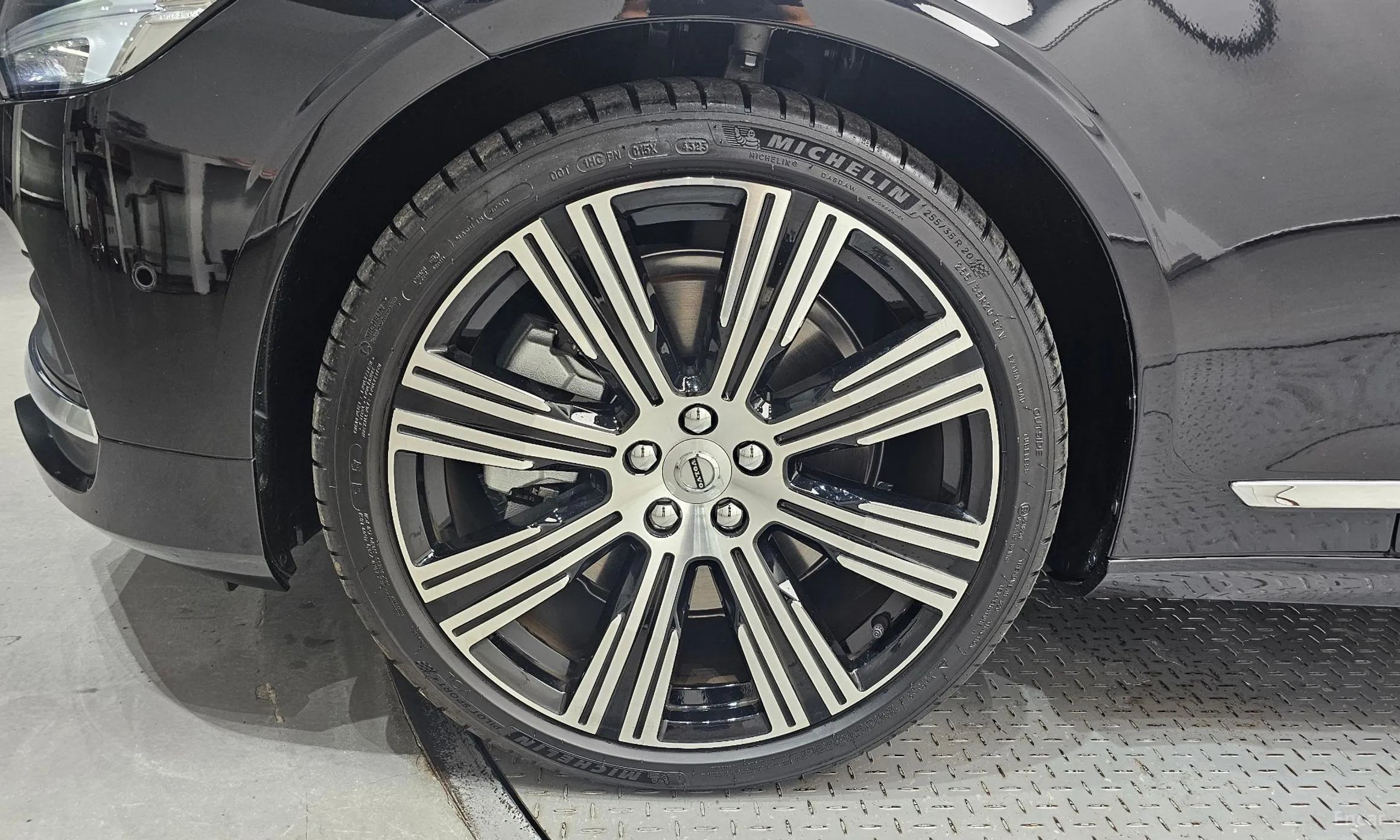 Volvo S90 превью 5