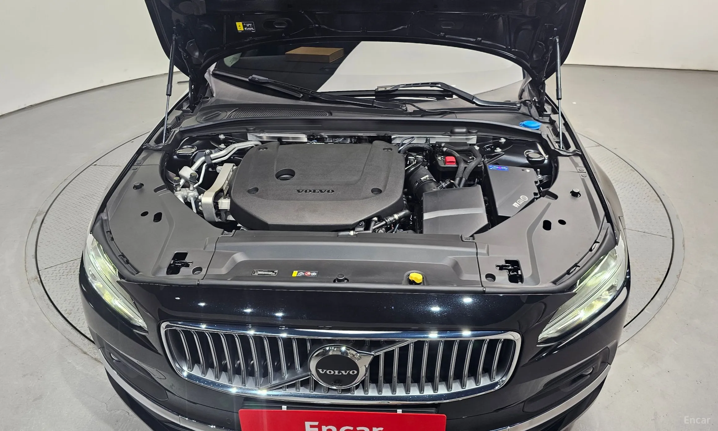 Volvo S90 превью 6