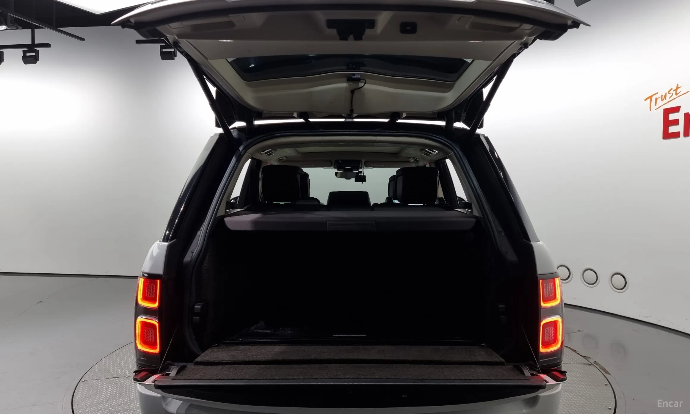 Land Rover Range Rover 4th Generation превью 20