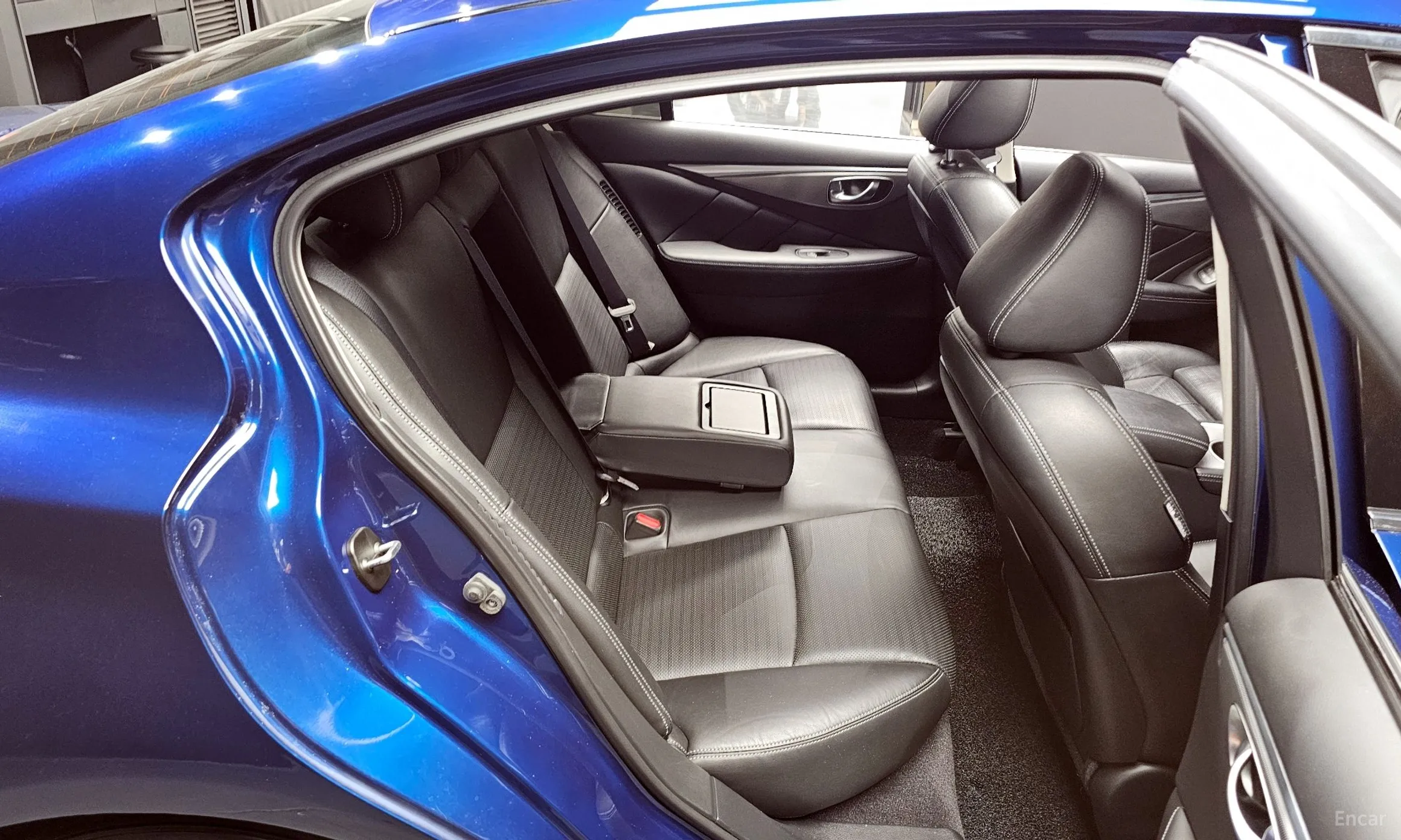 Infiniti Q50 превью 11