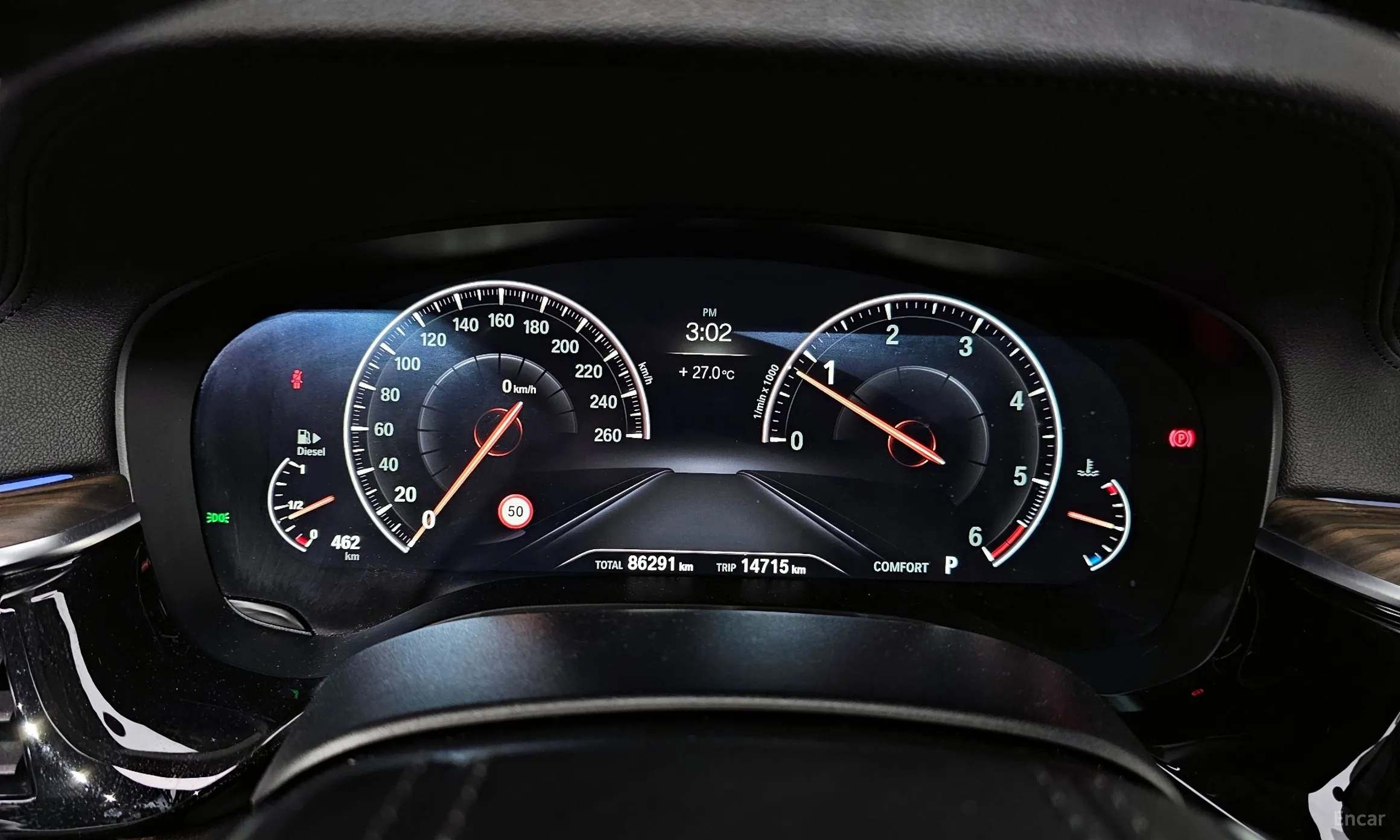 BMW 5 Series (G30) превью 8