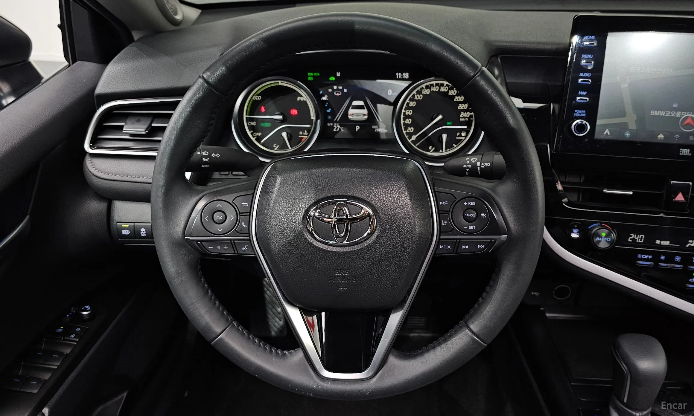 Toyota Camry (XV70) превью 14