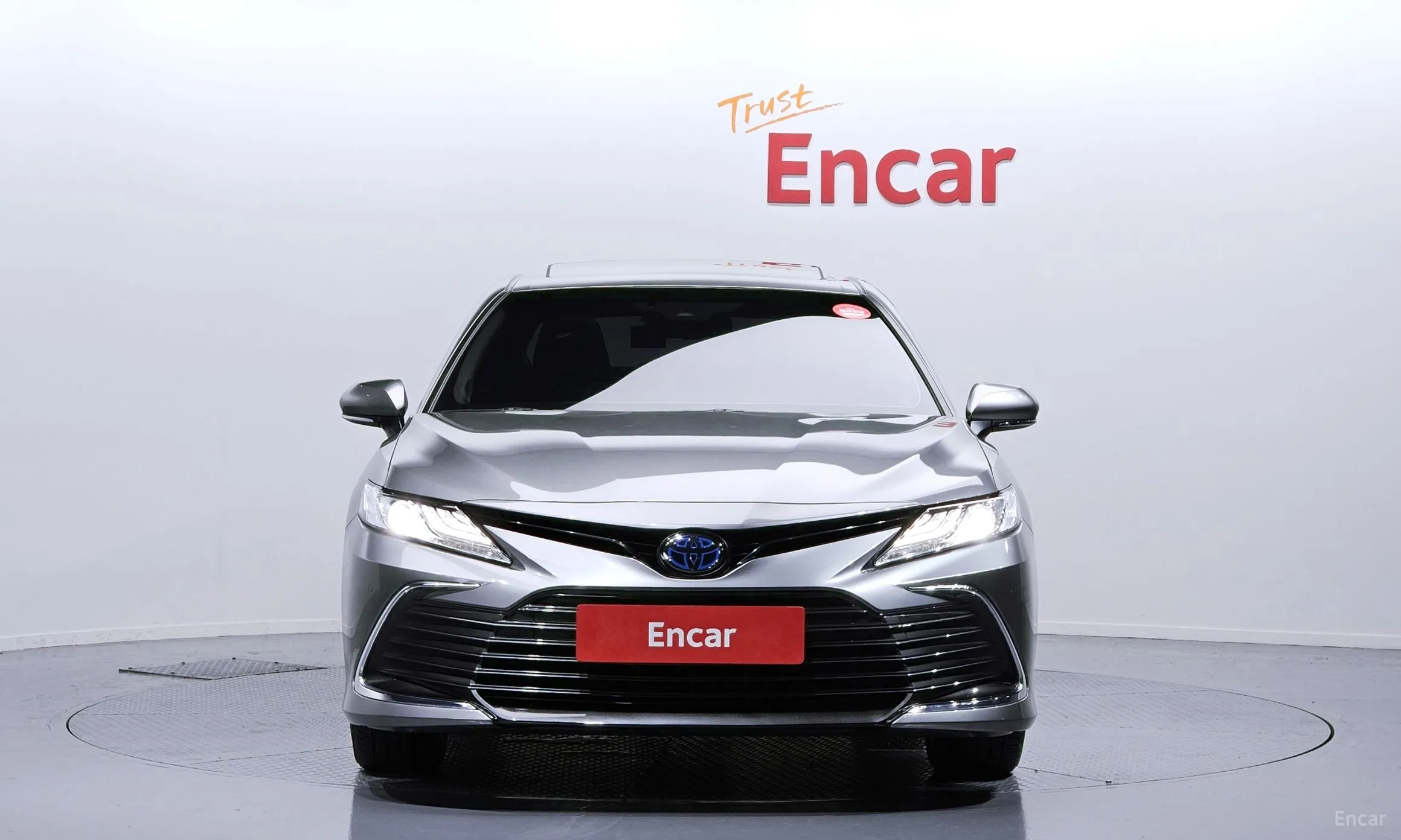 Toyota Camry (XV70) превью 3