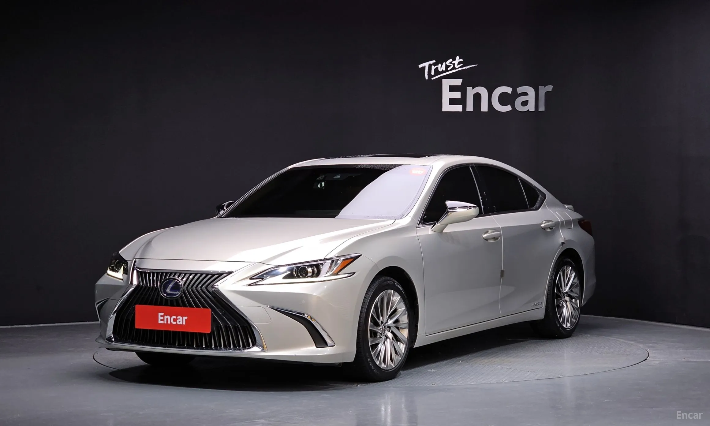 Lexus ES300h 7th Generation